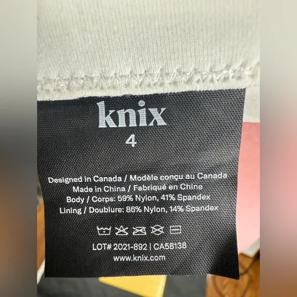 NWT Knix Catalyst Front Zip Sports Bra