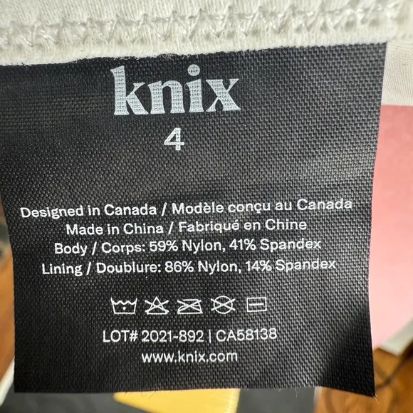 NWT Knix Catalyst Front Zip Sports Bra