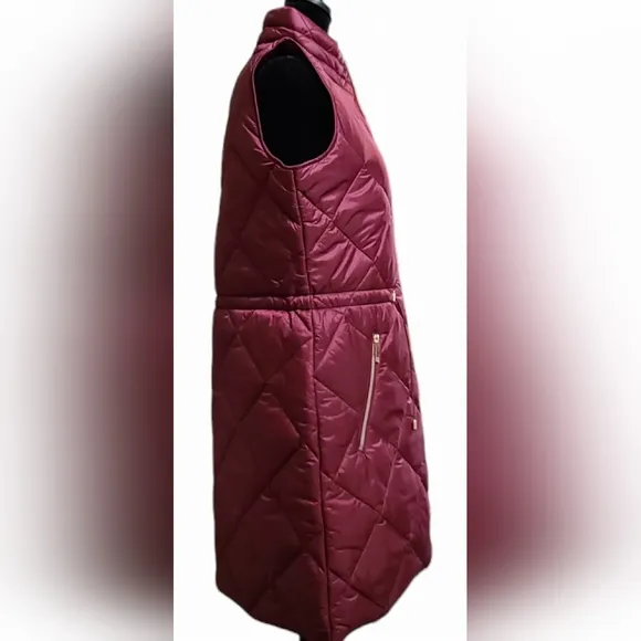 NWT Liz Claiborne size S burgundy vest