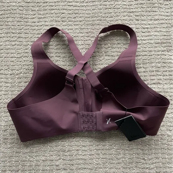 NWT New knix Catalyst Front Zip Sports Bra in Dahlia Size 5(38C-D)
