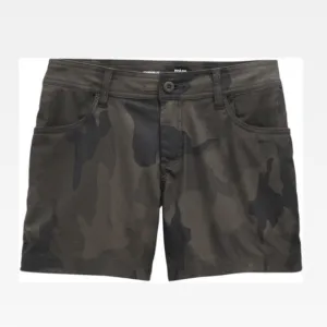 NWT Prana Women's Halle Short Plus II Camouflage 7” Shorts - 20W Charcoal Camo