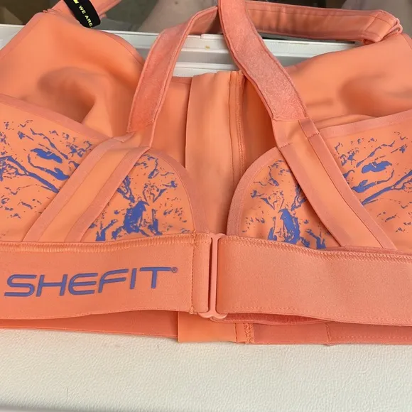 NWT SHEFIT flex sports bra