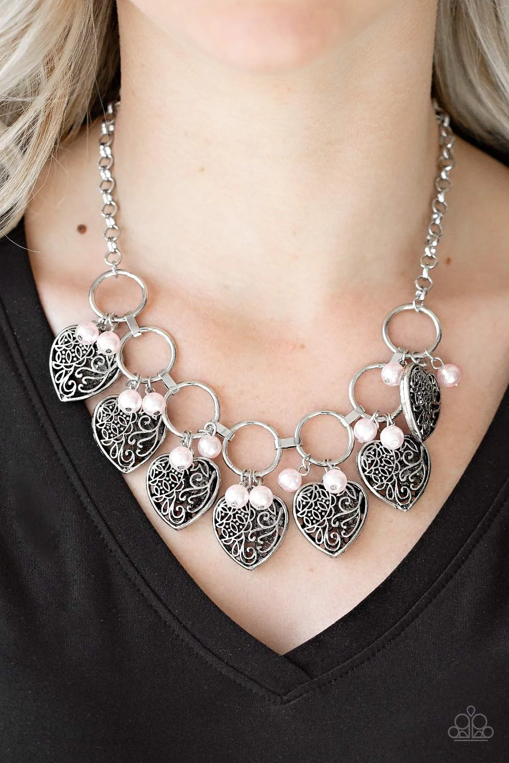Paparazzi Very Valentine - Heart Necklace