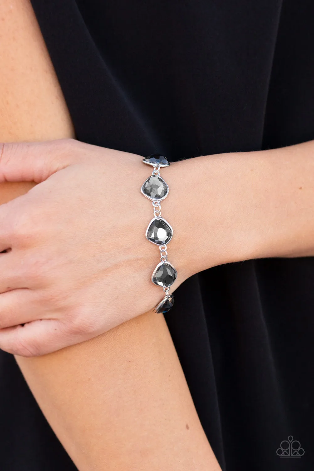 Perfect Imperfection Silver
Bracelet Paparazzi