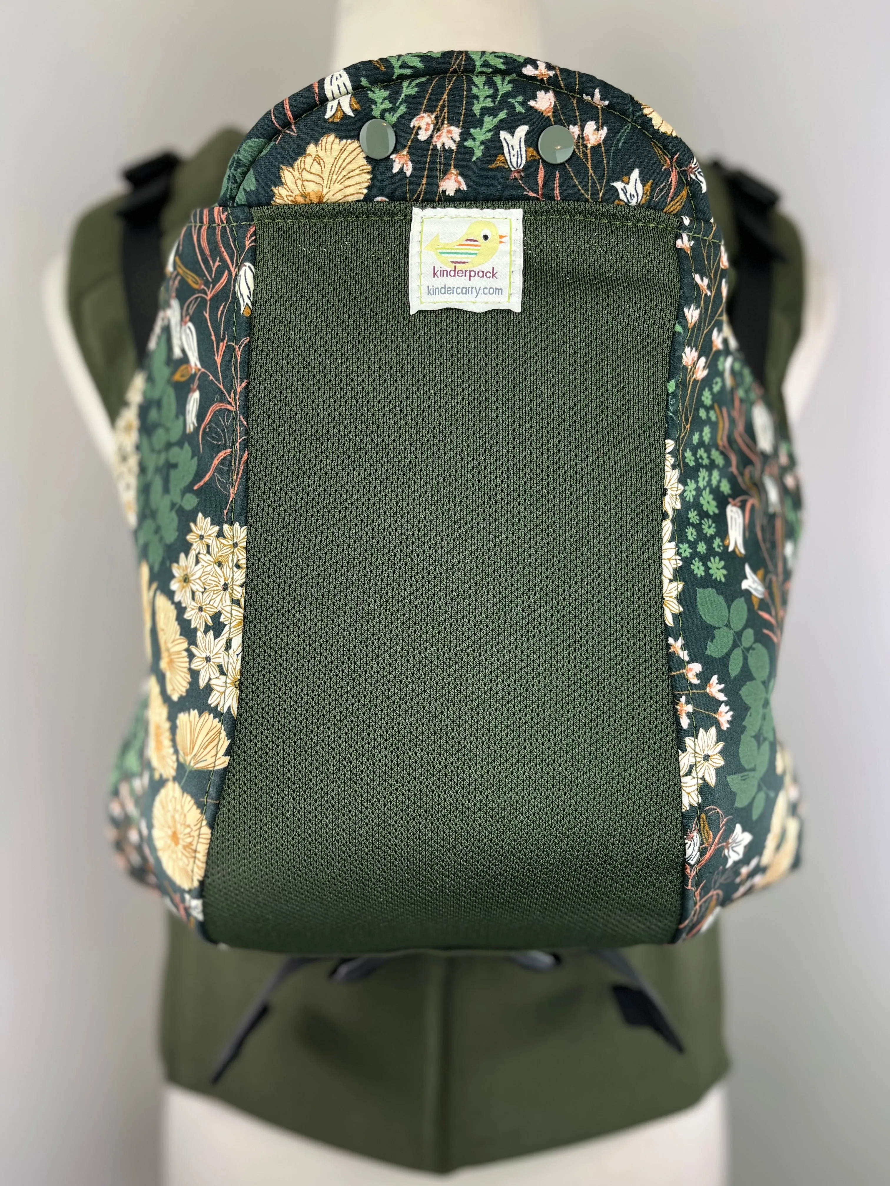 PREORDER Buttercup with Koolnit- MAX size Kinderpack