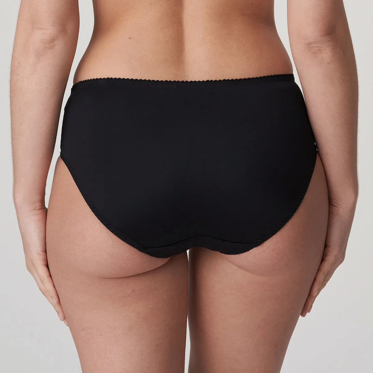 PrimaDonna Madison Full Brief (DISCONTINUED)