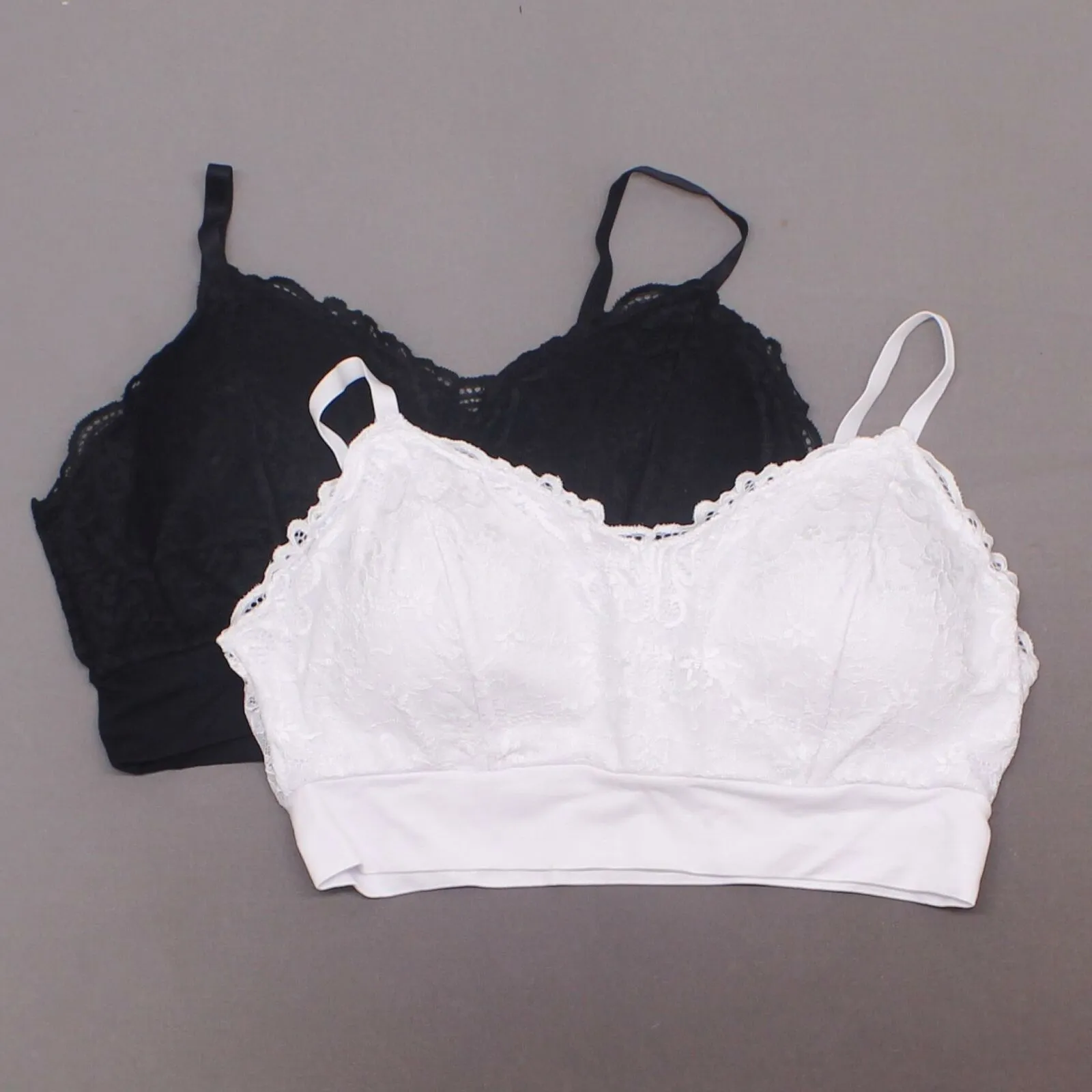 Rhonda Shear 2 Pack Lace Leisure Bras With Removable Pads Black/ White 2X