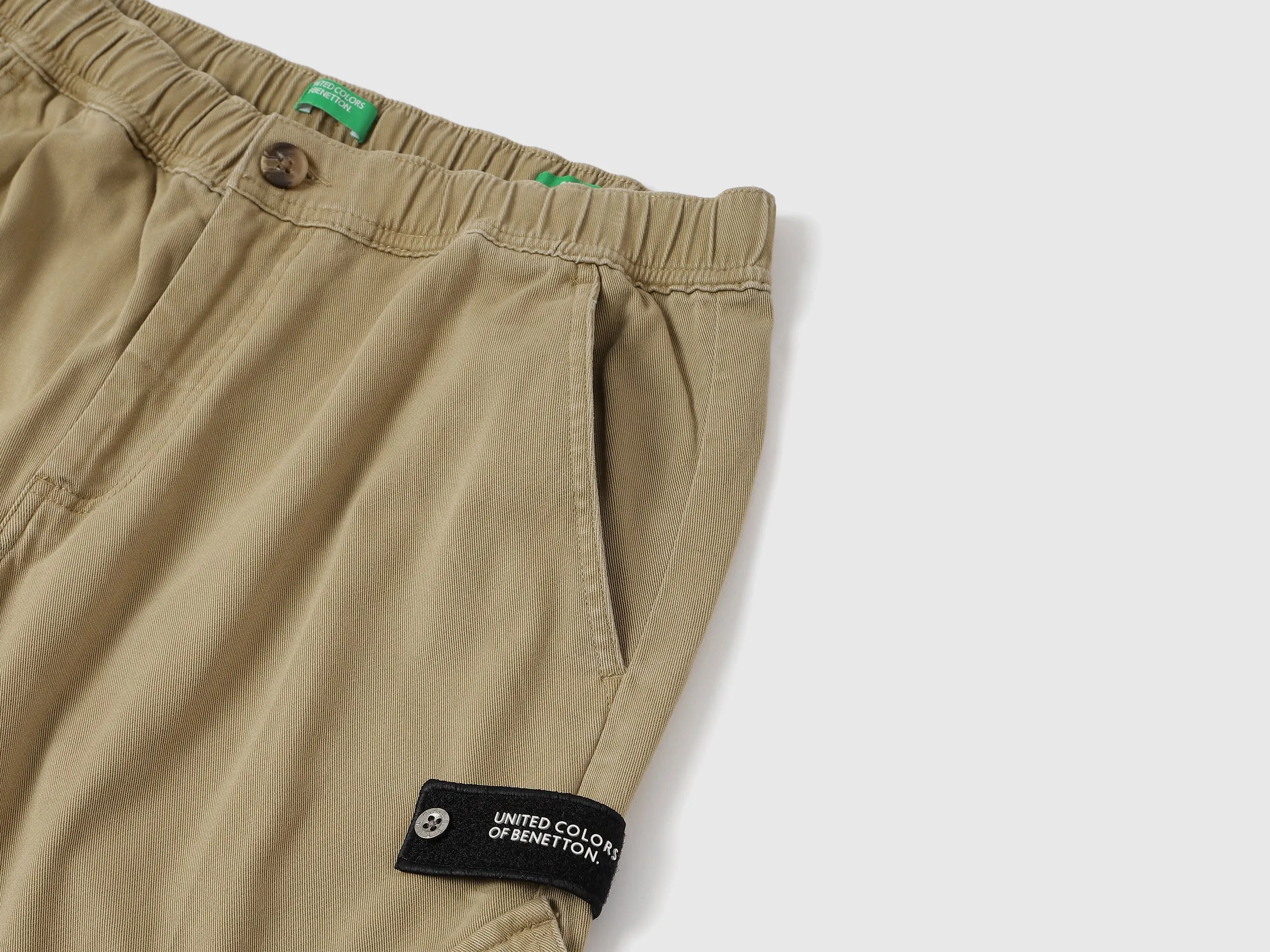 Solid Cargo Fit Cargo Pants