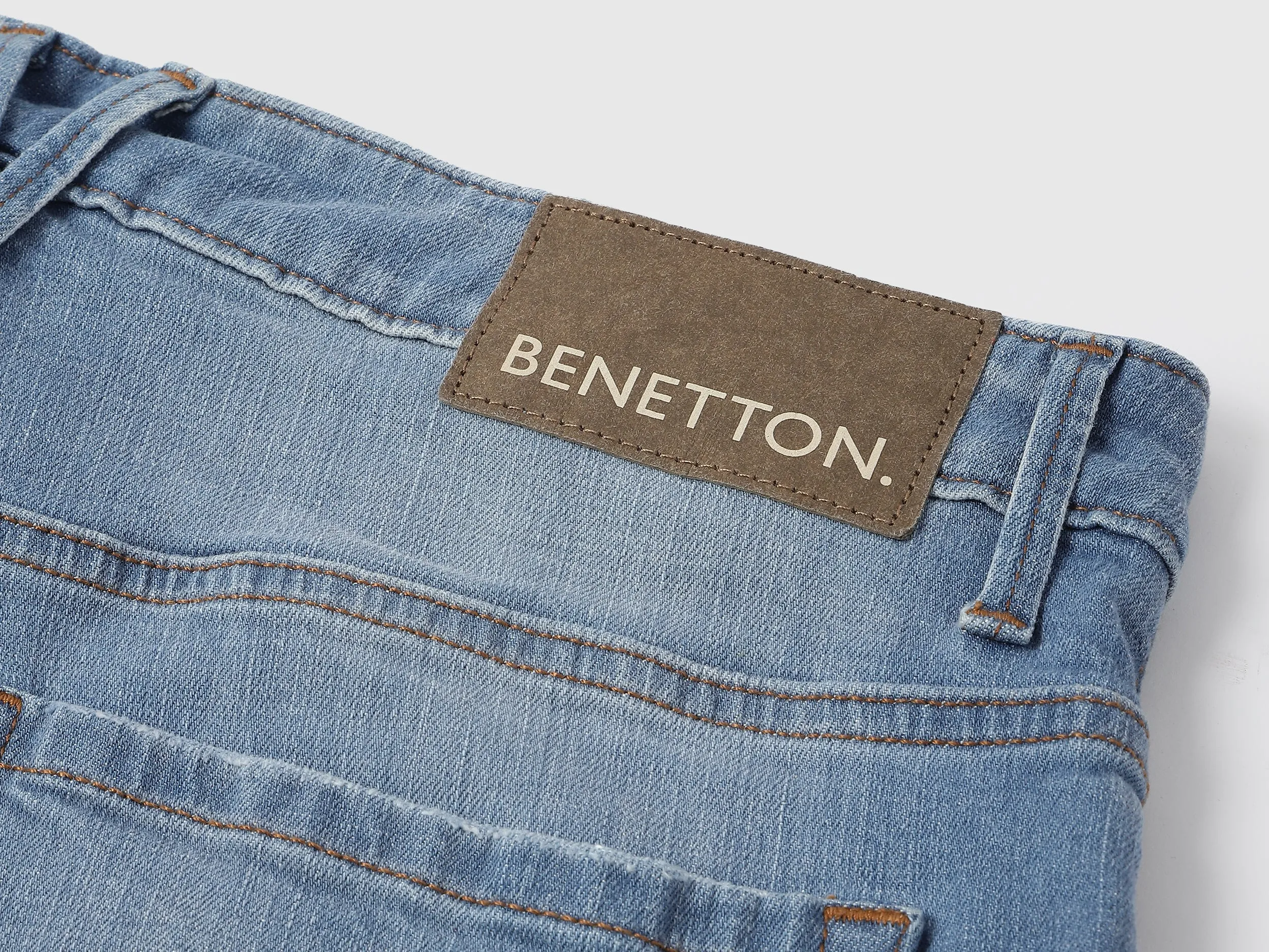 Solid Slim Fit Jeans