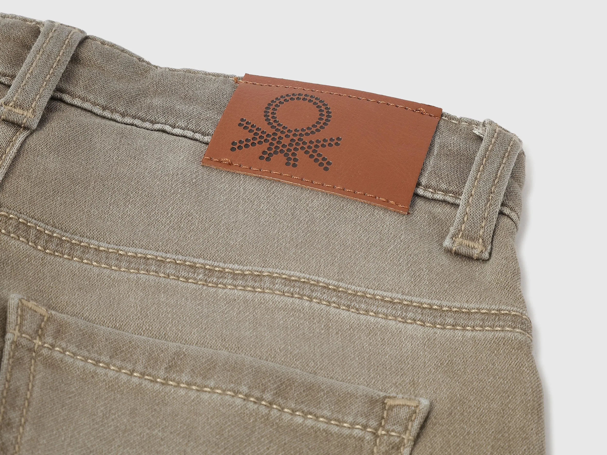 Solid Slim Fit Jeans