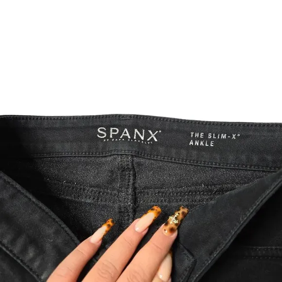 SPANX The Slim-X Ankle Black Slimming Jeans Size: 28