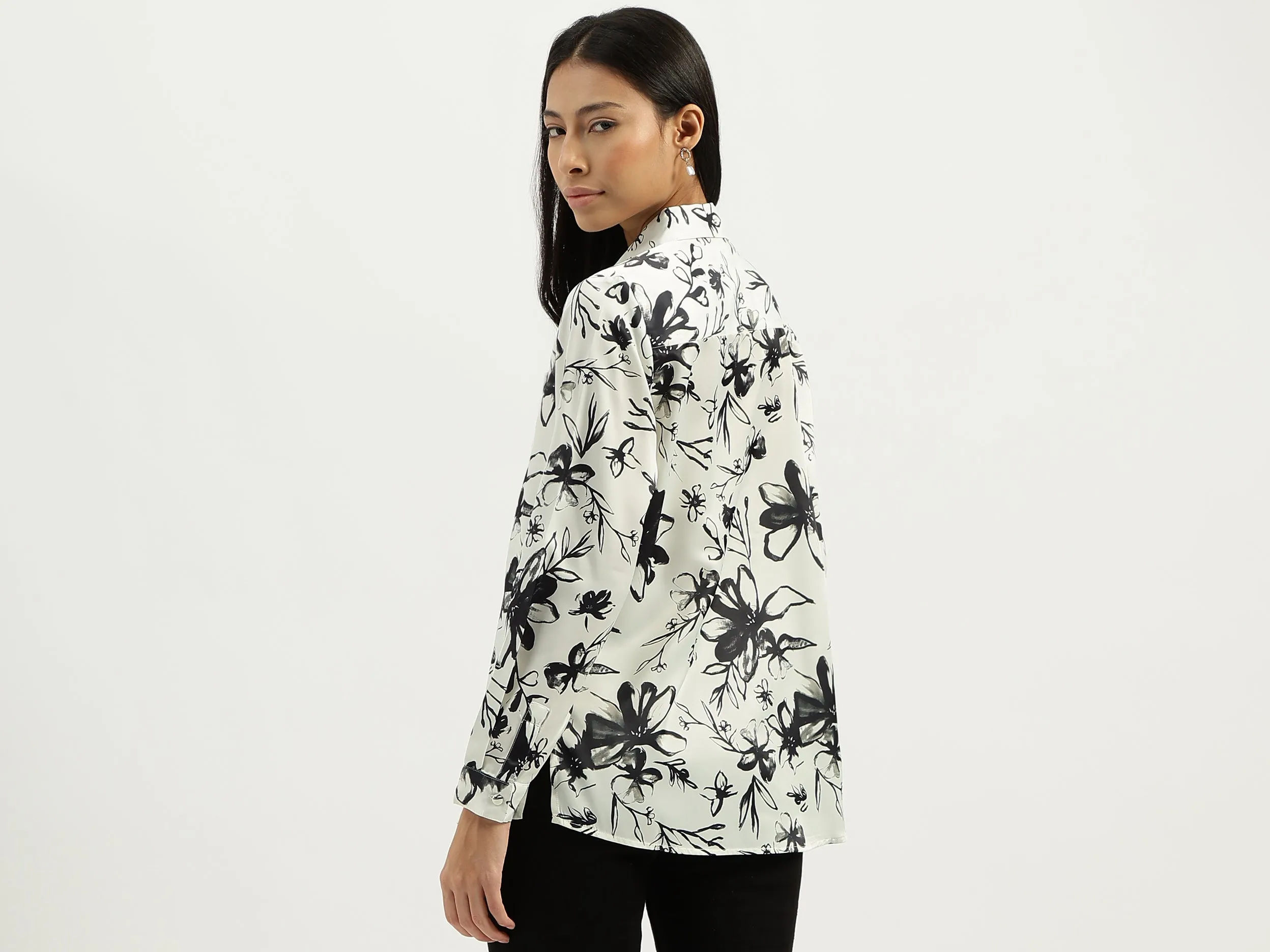 Spread Collar Floral Print Shirt