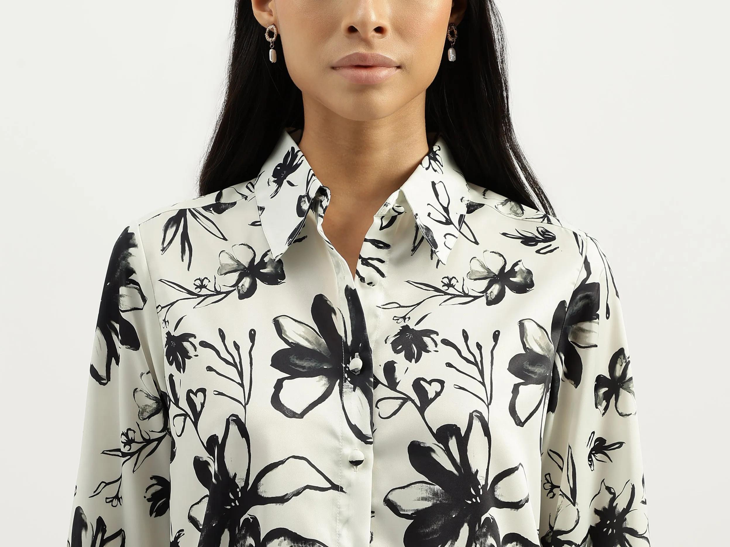 Spread Collar Floral Print Shirt