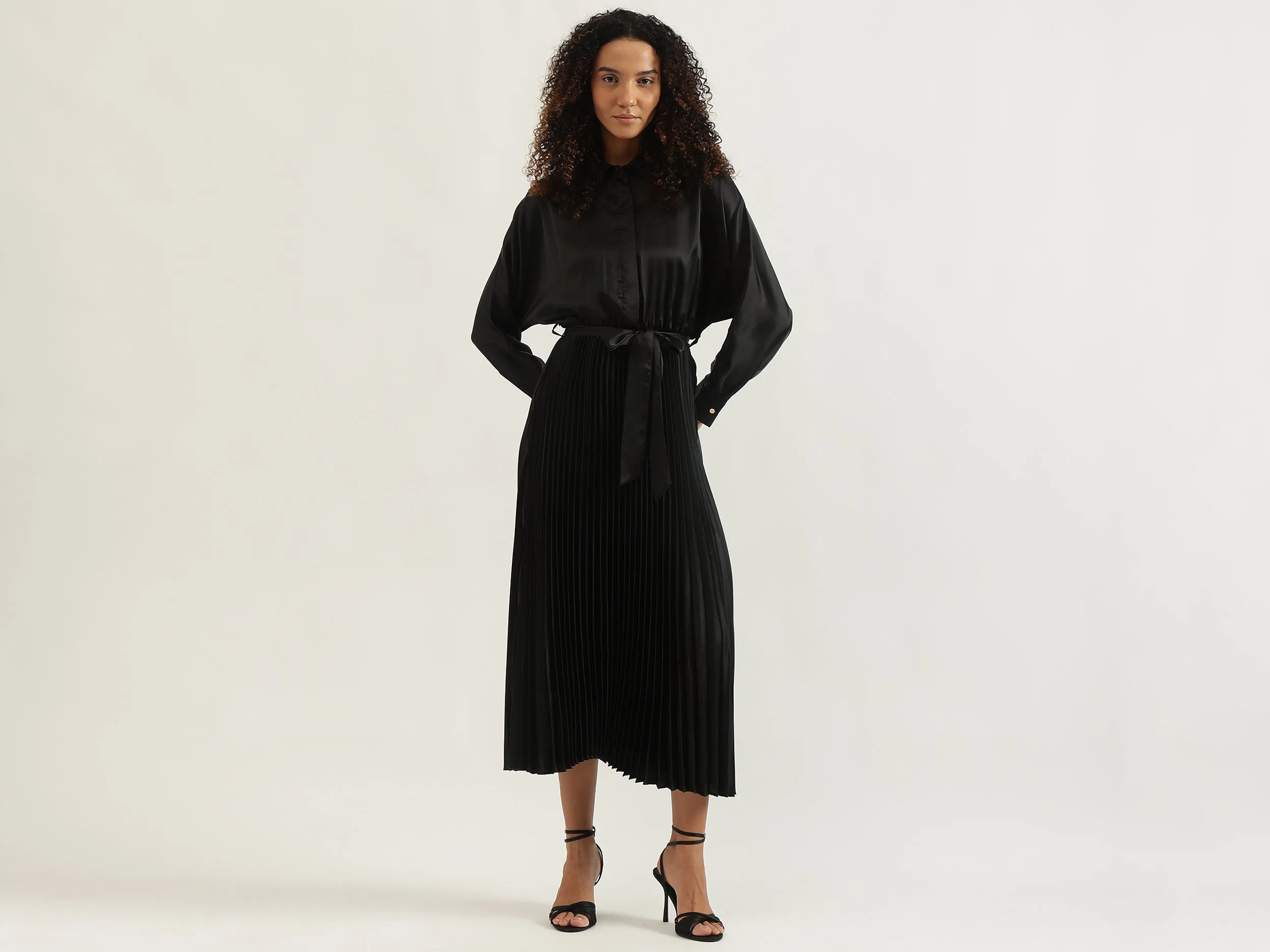 Spread Collar Pleated Dress