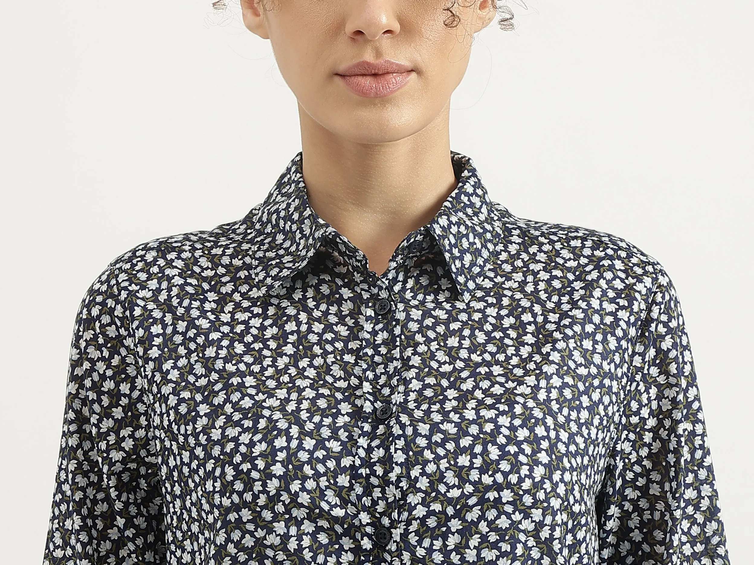 Spread Collar Printed Shirt
