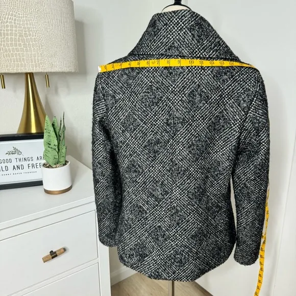 Talbots Pea Coat Black Gray Metallic Silver Tree Button Tweed Plaid Line Size 10