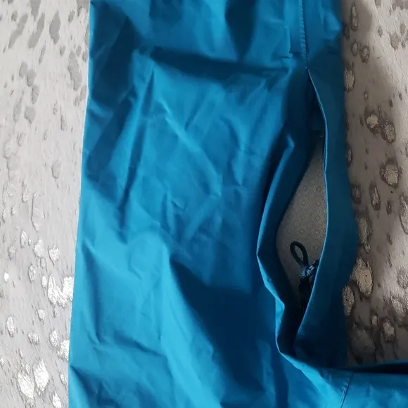 The North Face Hyvent 2.5L Rain Jacket Hood SzXS
