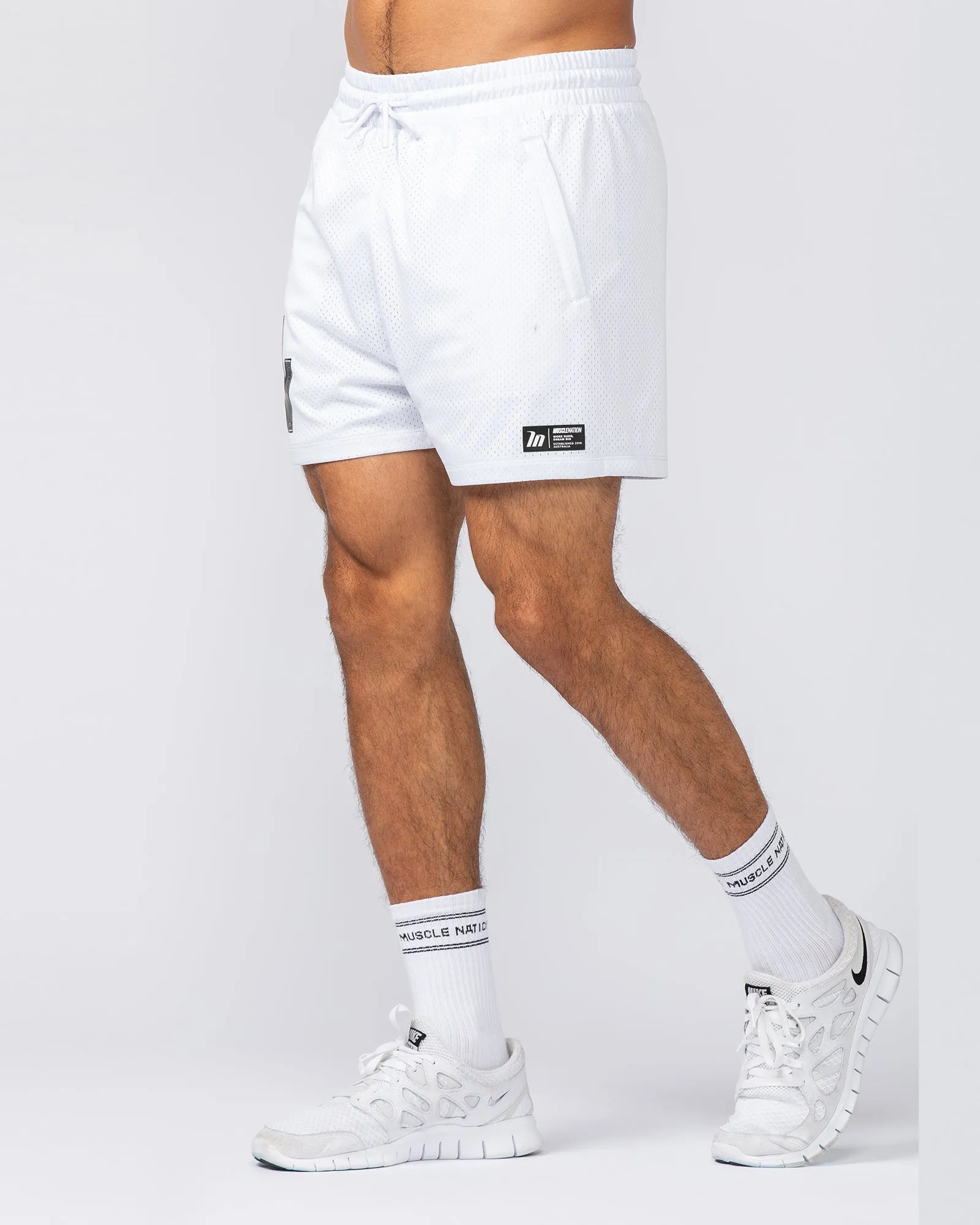 Throwback Lay Up 3.5" Shorts - White