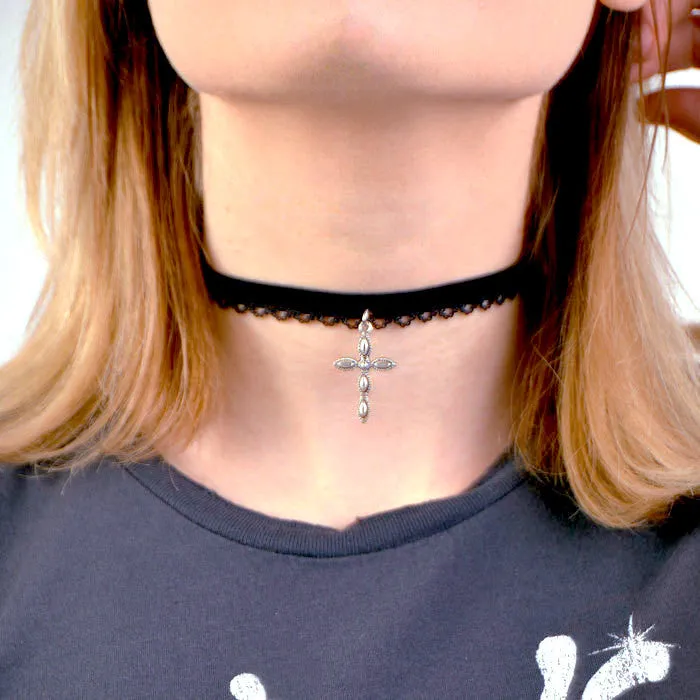 Vanessa Mooney The Black Lace Cross Choker