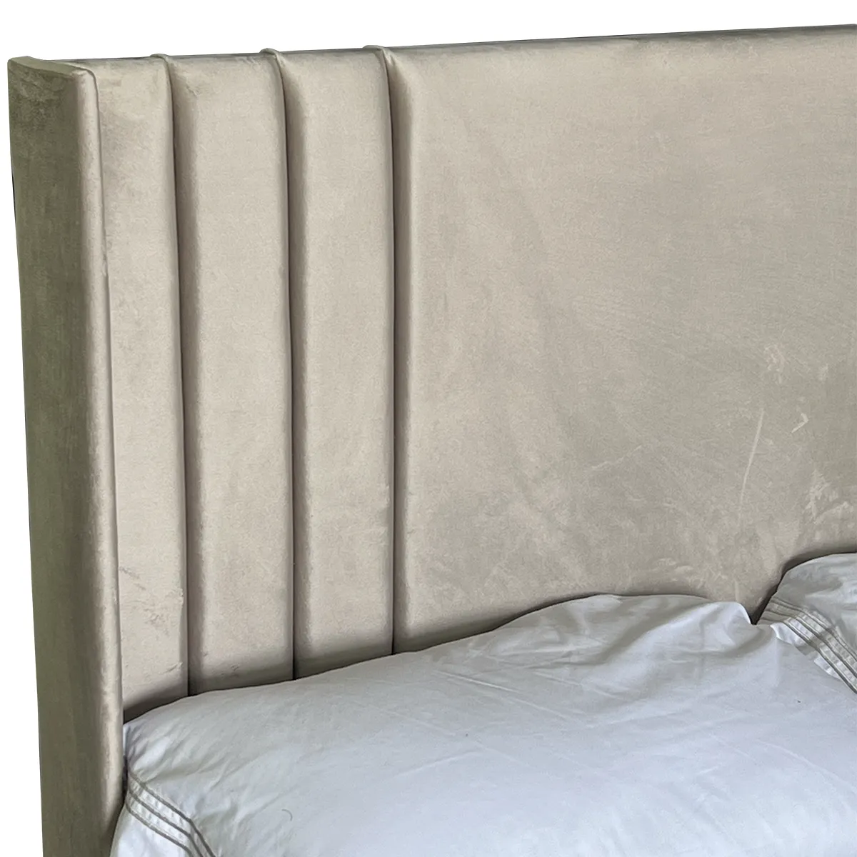 Vanity Wingback Panel Bed Frame