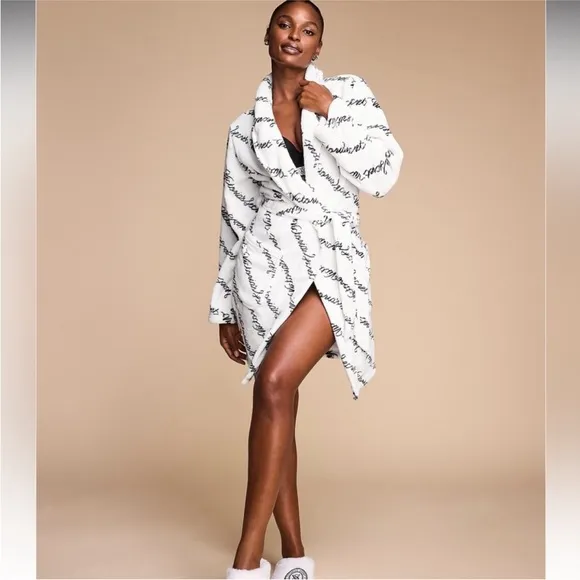 Victoria’s Secret shirt cozy robe sz medium/large coconut white ribbon scr