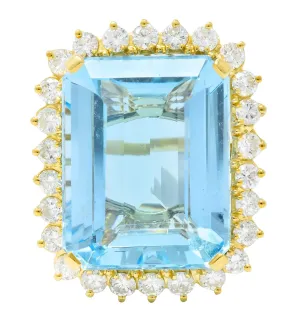Vintage 30.50 CTW Aquamarine Diamond 18 Karat Gold Cluster Cocktail Ring