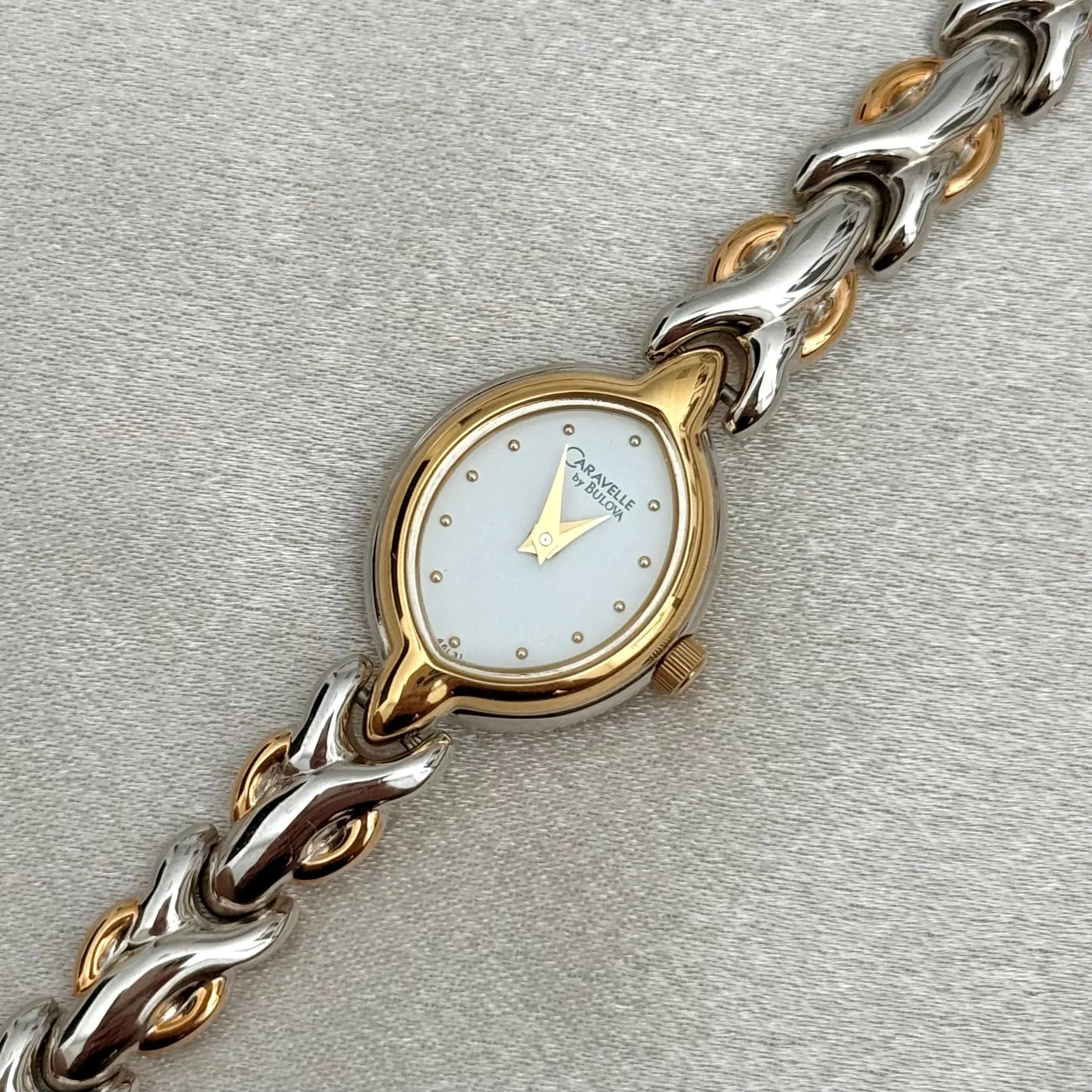 VINTAGE CARAVELLE BY BULOVA TWO-TONED WATCH