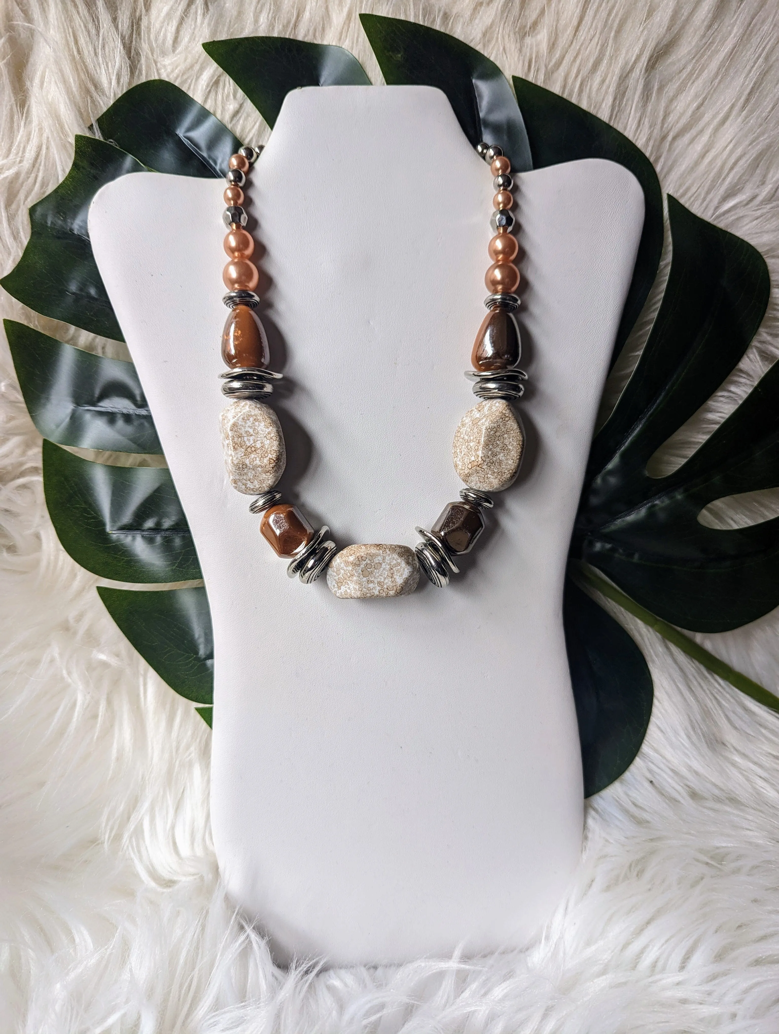 Vintage - Chunky Beaded Earth Tone Necklace