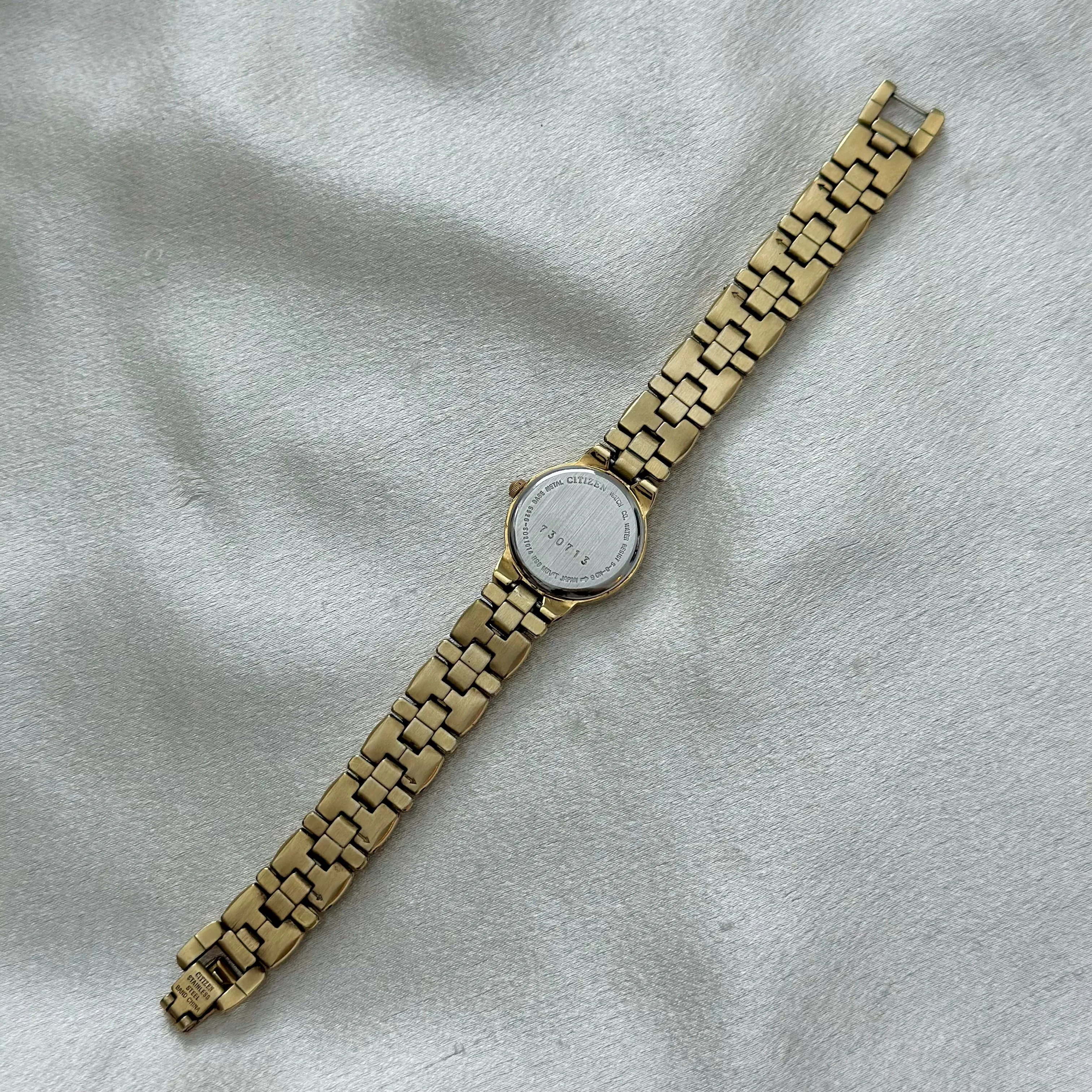 VINTAGE CITIZEN DIAMOND WATCH