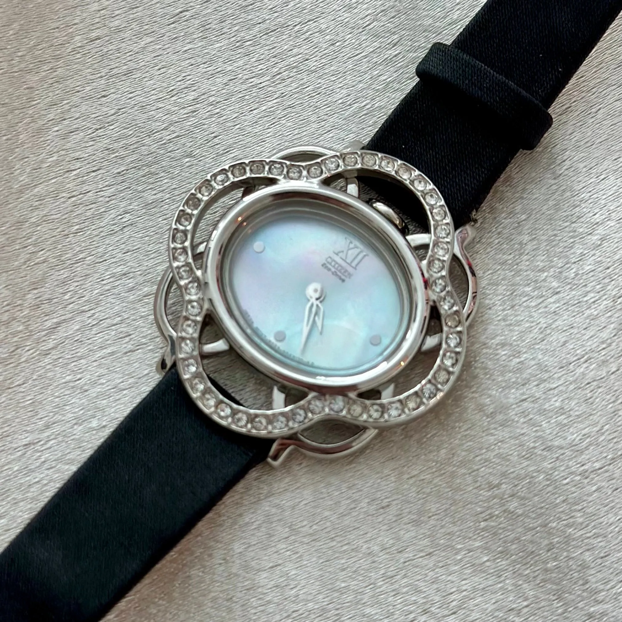 VINTAGE CITIZEN DIAMOND WATCH