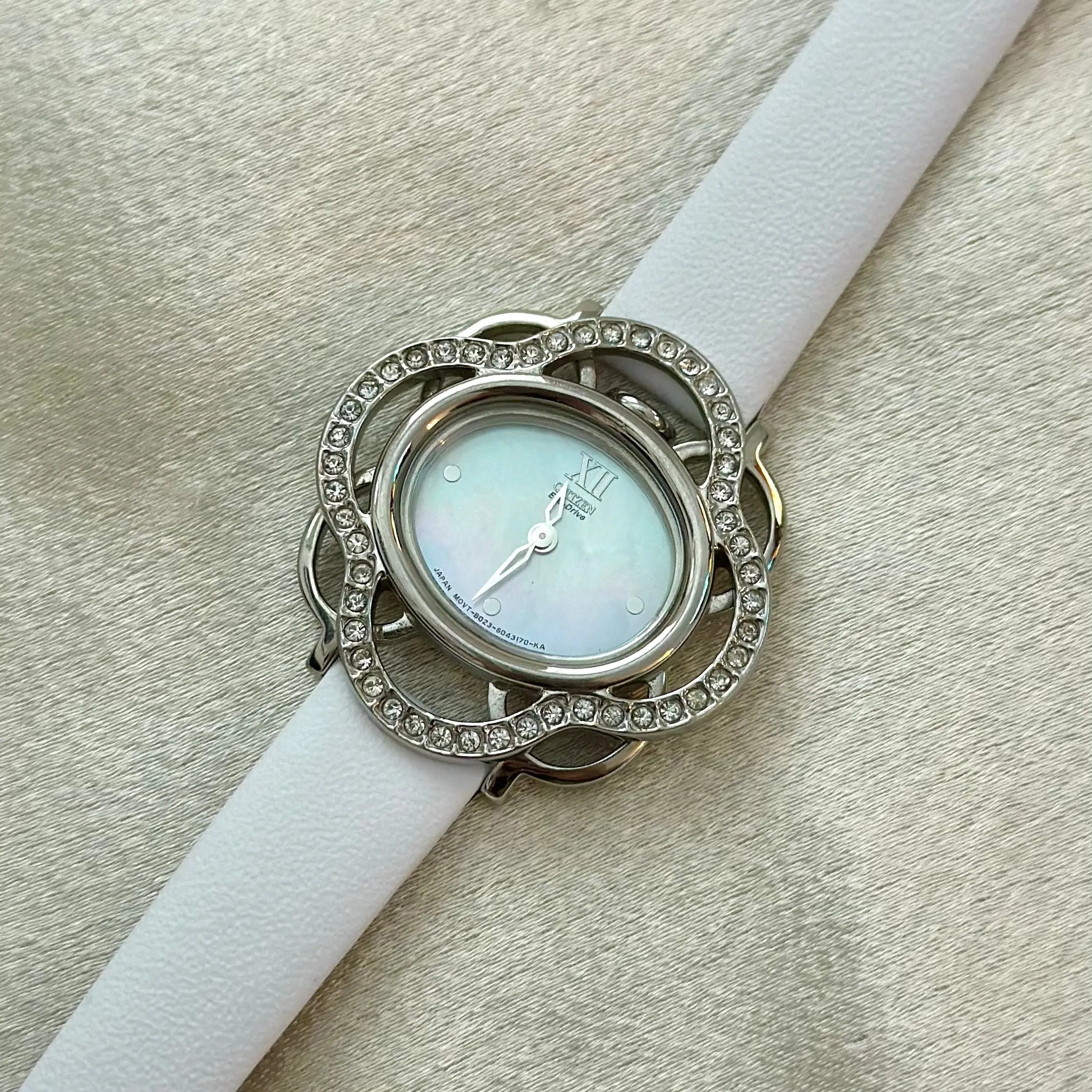 VINTAGE CITIZEN LEATHER WATCH