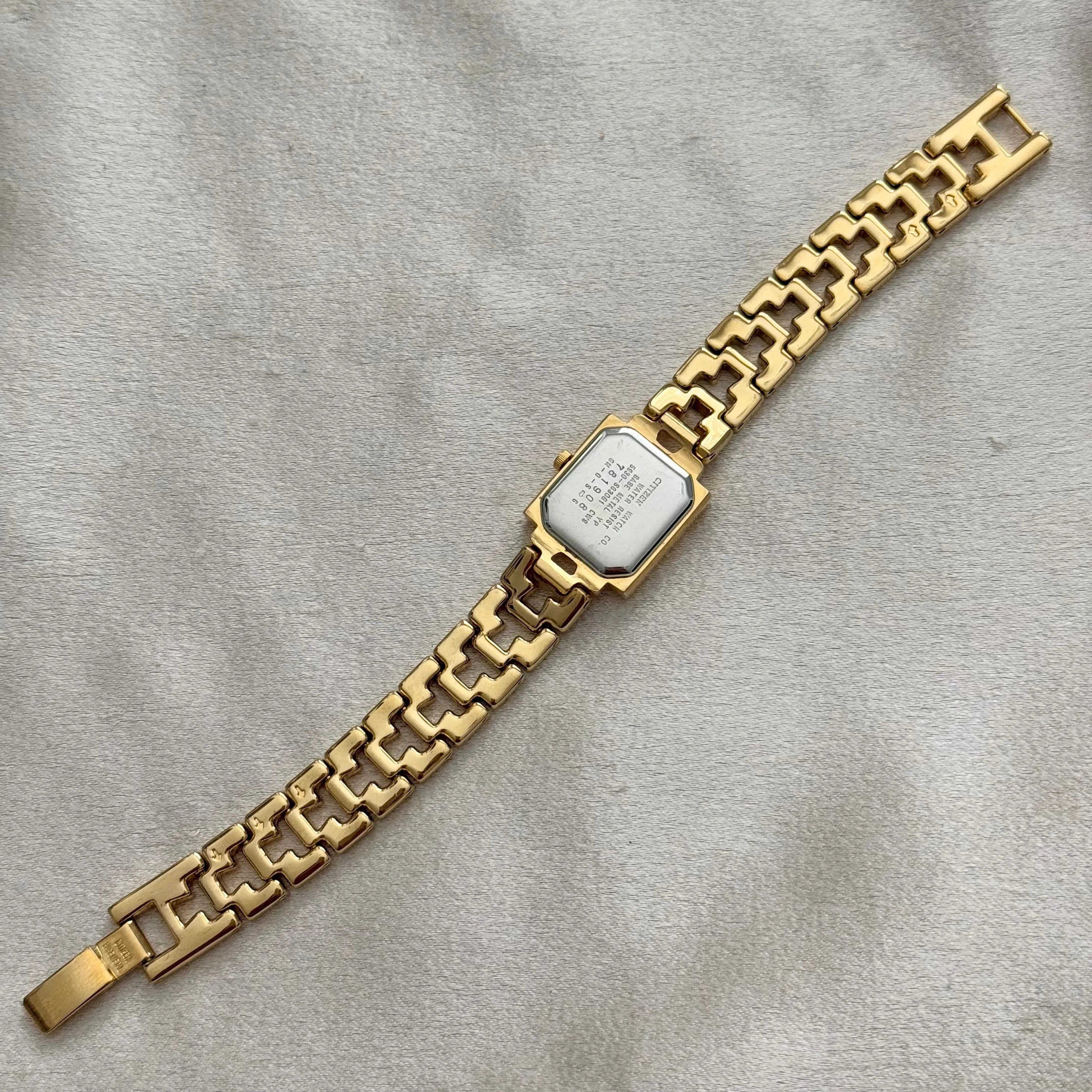 VINTAGE CITIZEN WATCH