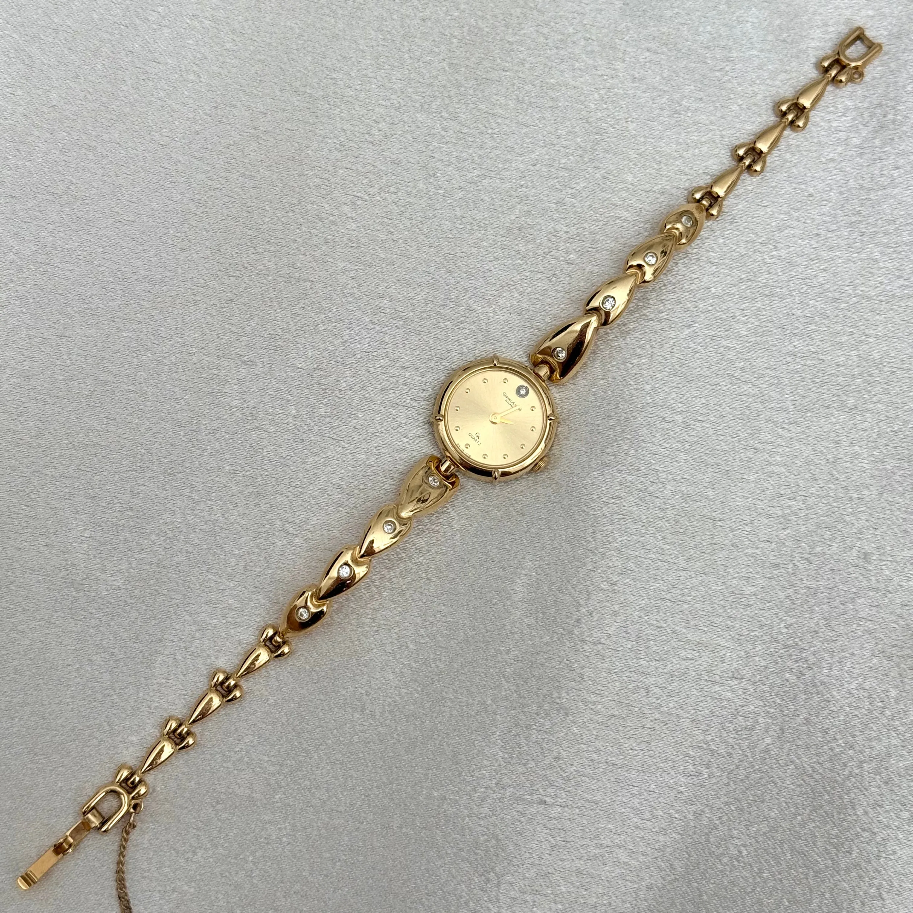 VINTAGE DIAMOND WATCH