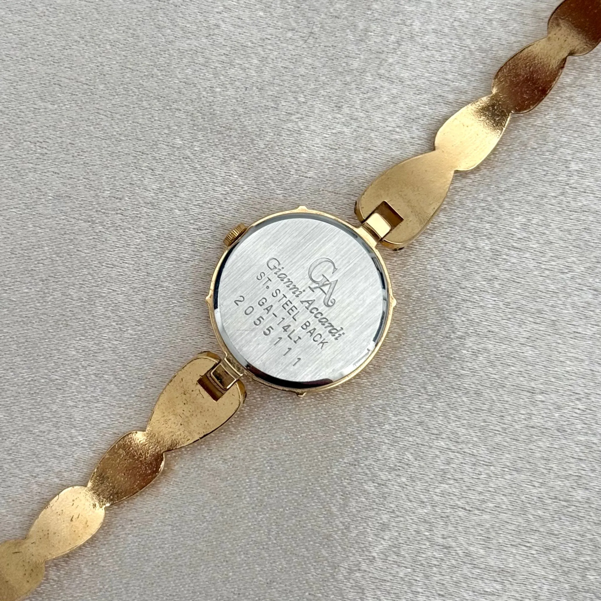 VINTAGE DIAMOND WATCH