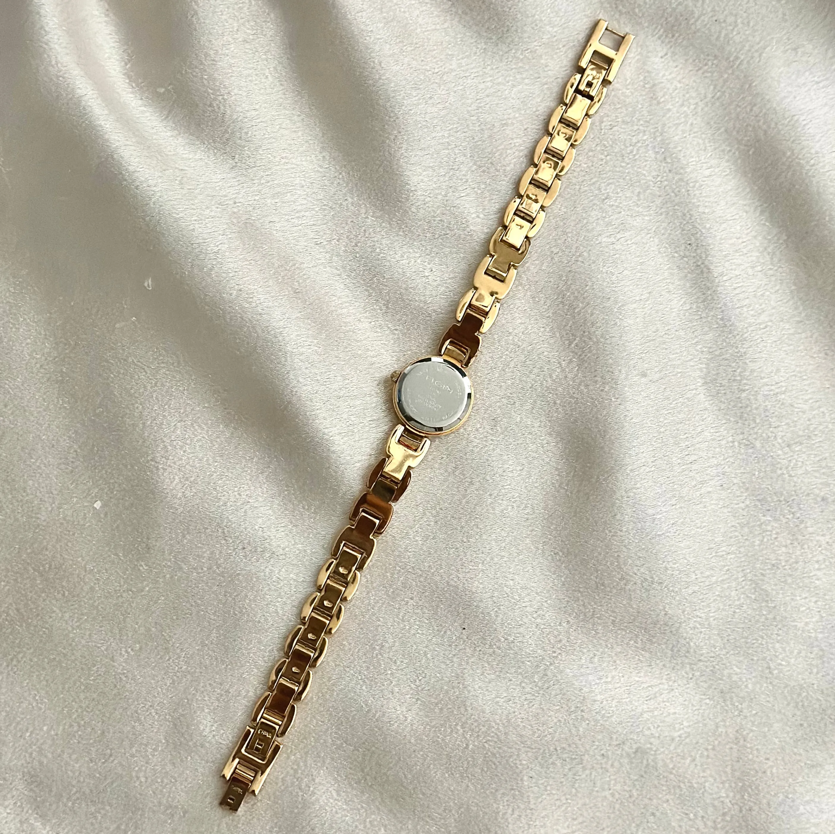 VINTAGE ELGIN DIAMOND WATCH