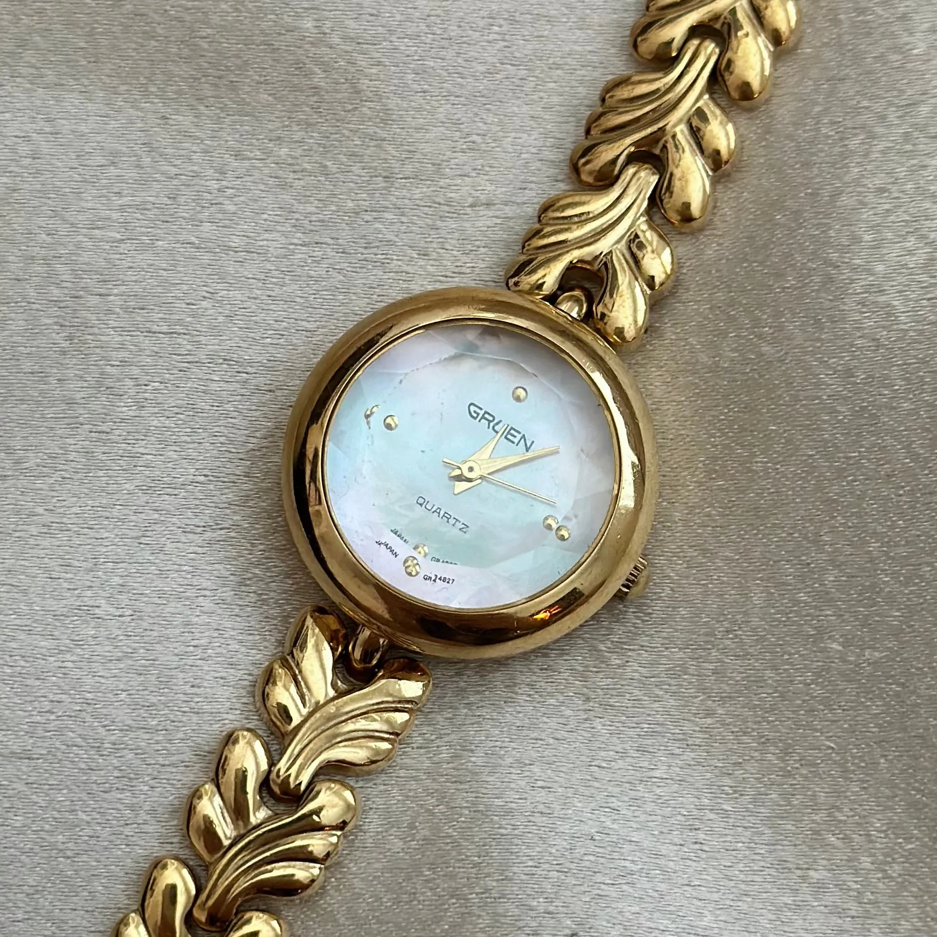 VINTAGE GRUEN CRYSTAL WATCH