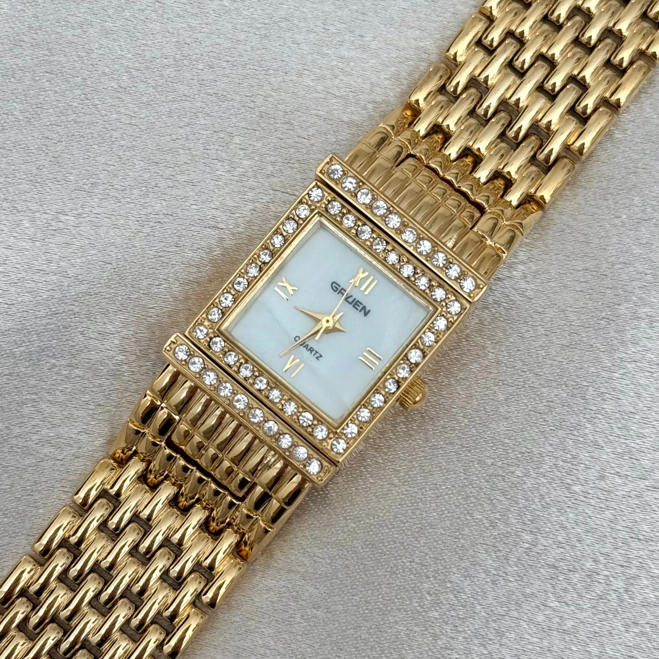 VINTAGE GRUEN DIAMOND MOTHER-OF-PEARL WATCH