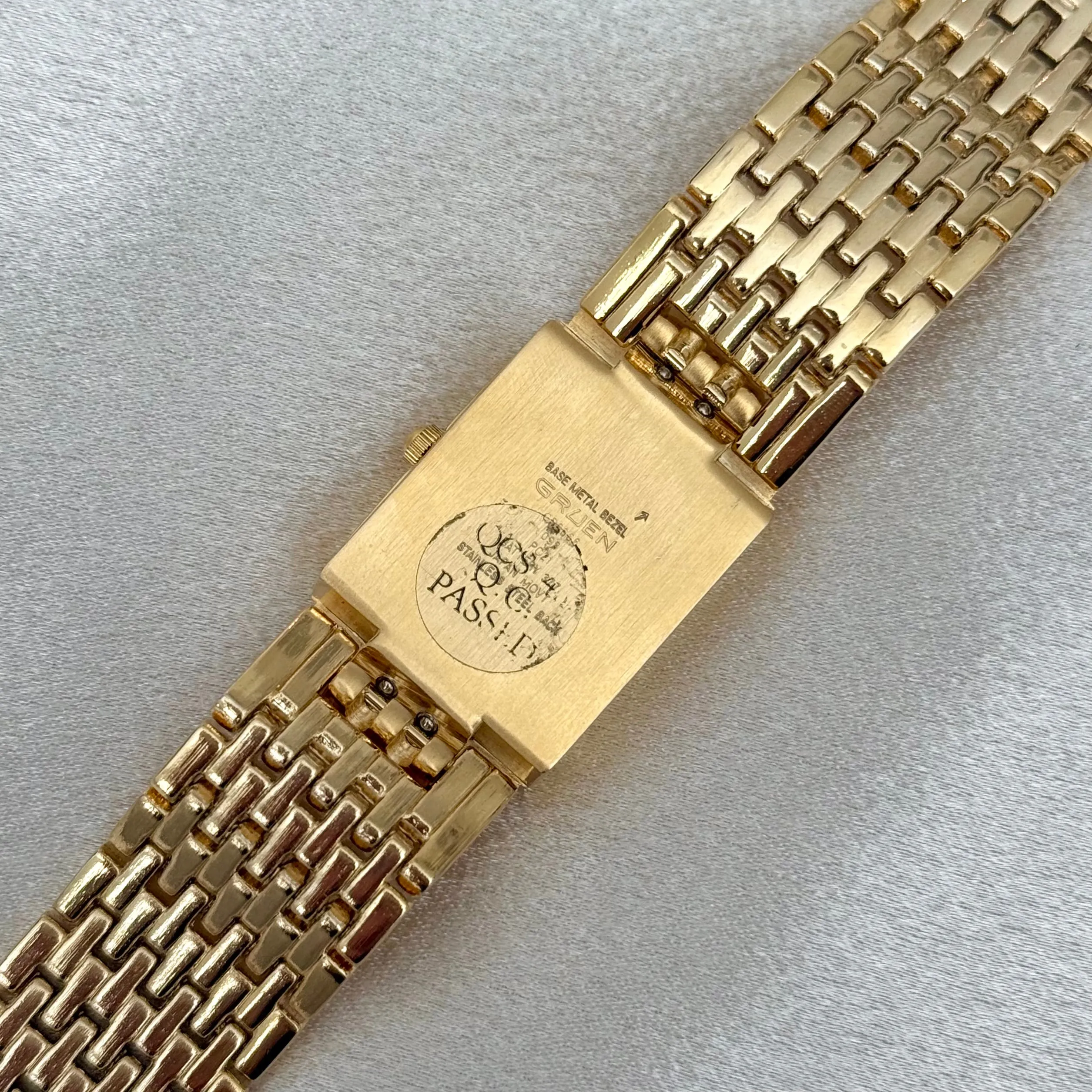 VINTAGE GRUEN DIAMOND MOTHER-OF-PEARL WATCH