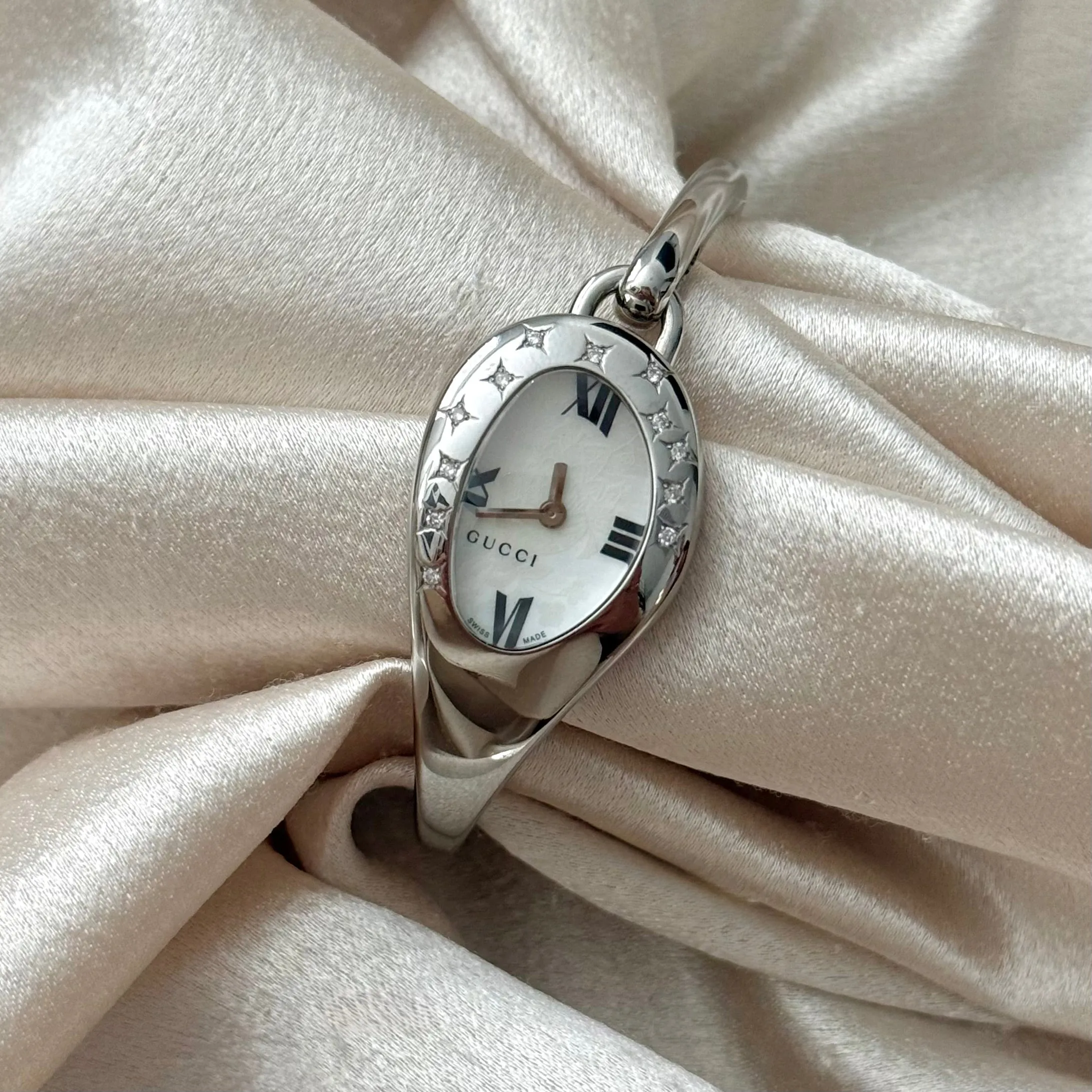VINTAGE GUCCI DIAMOND WATCH