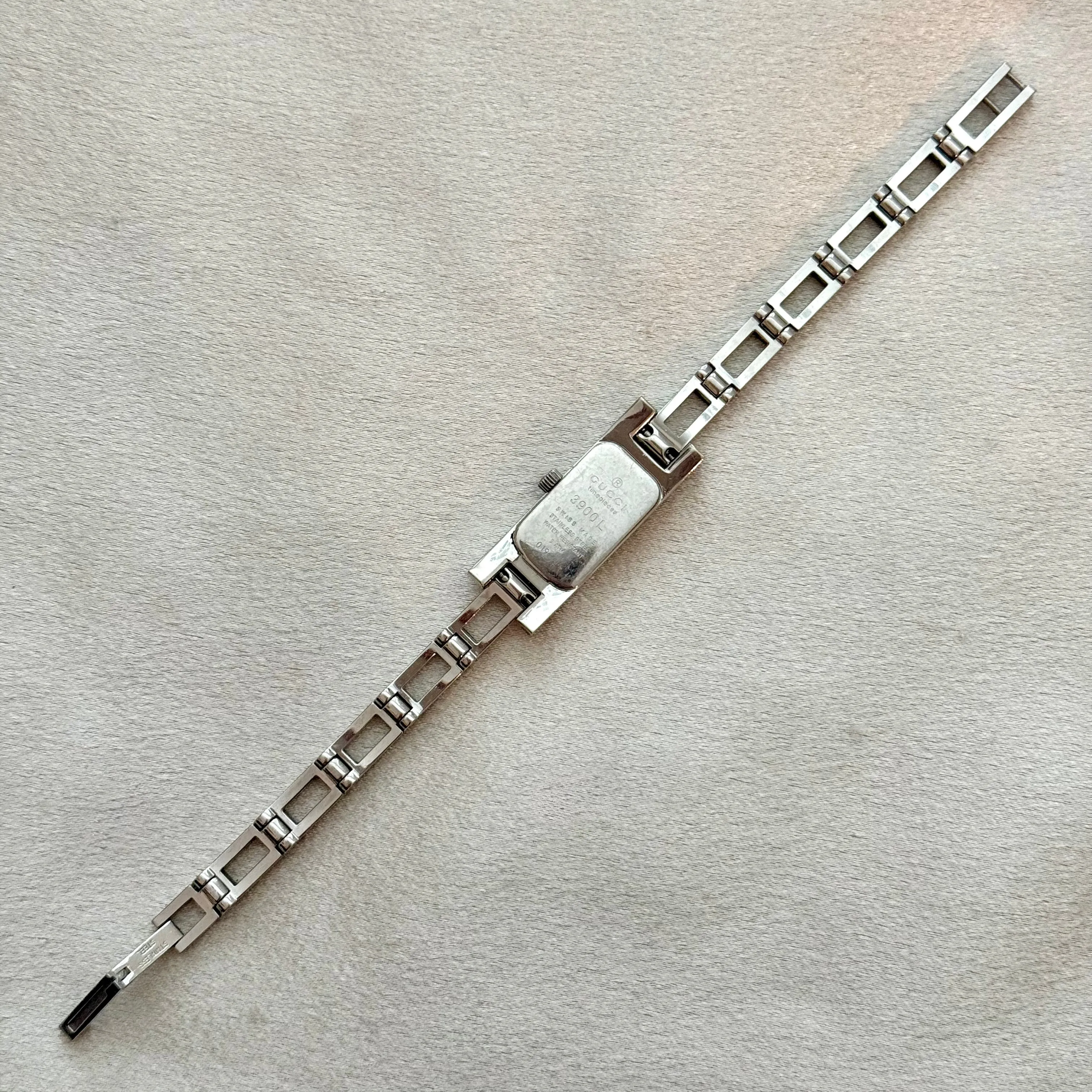 VINTAGE GUCCI WATCH