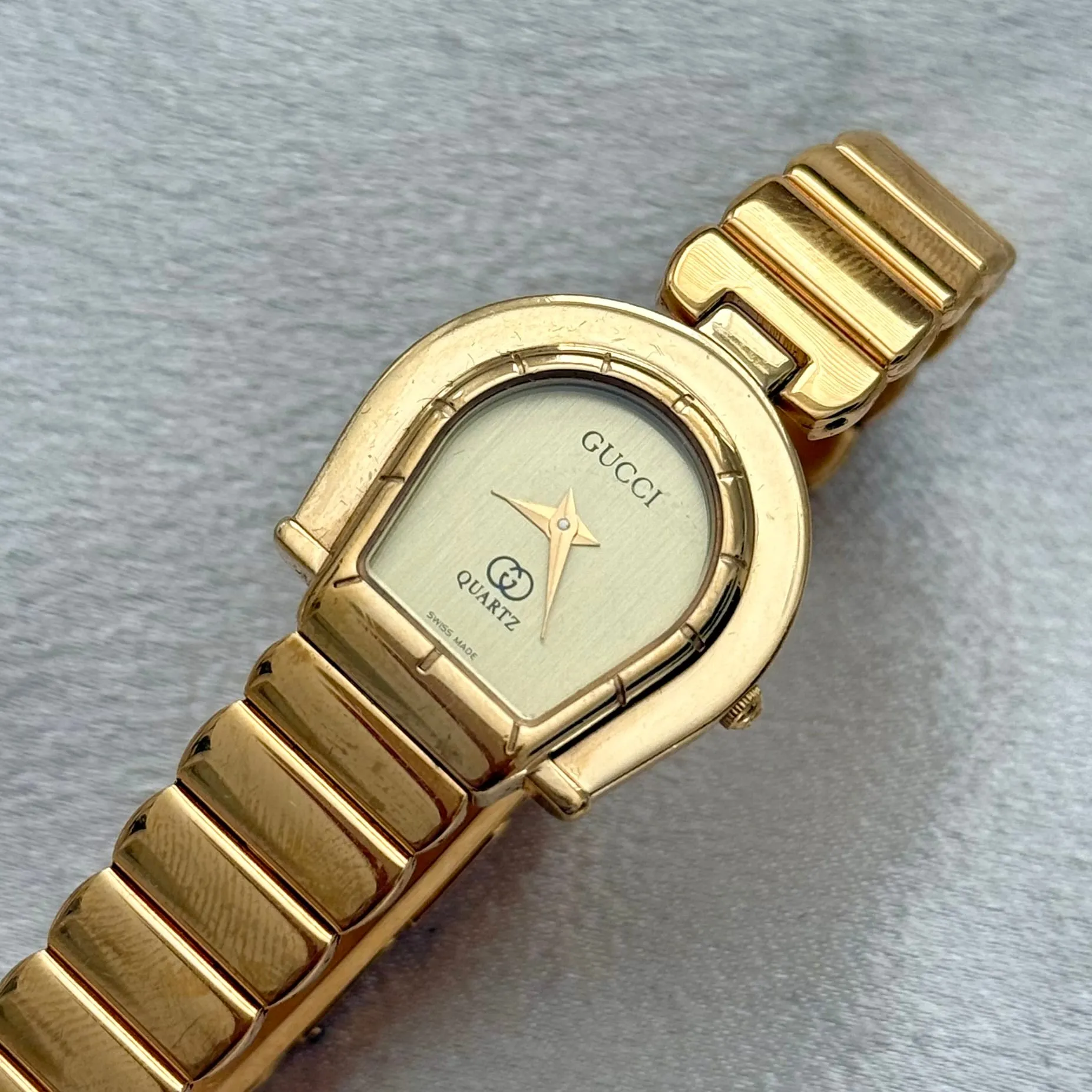 VINTAGE GUCCI WATCH