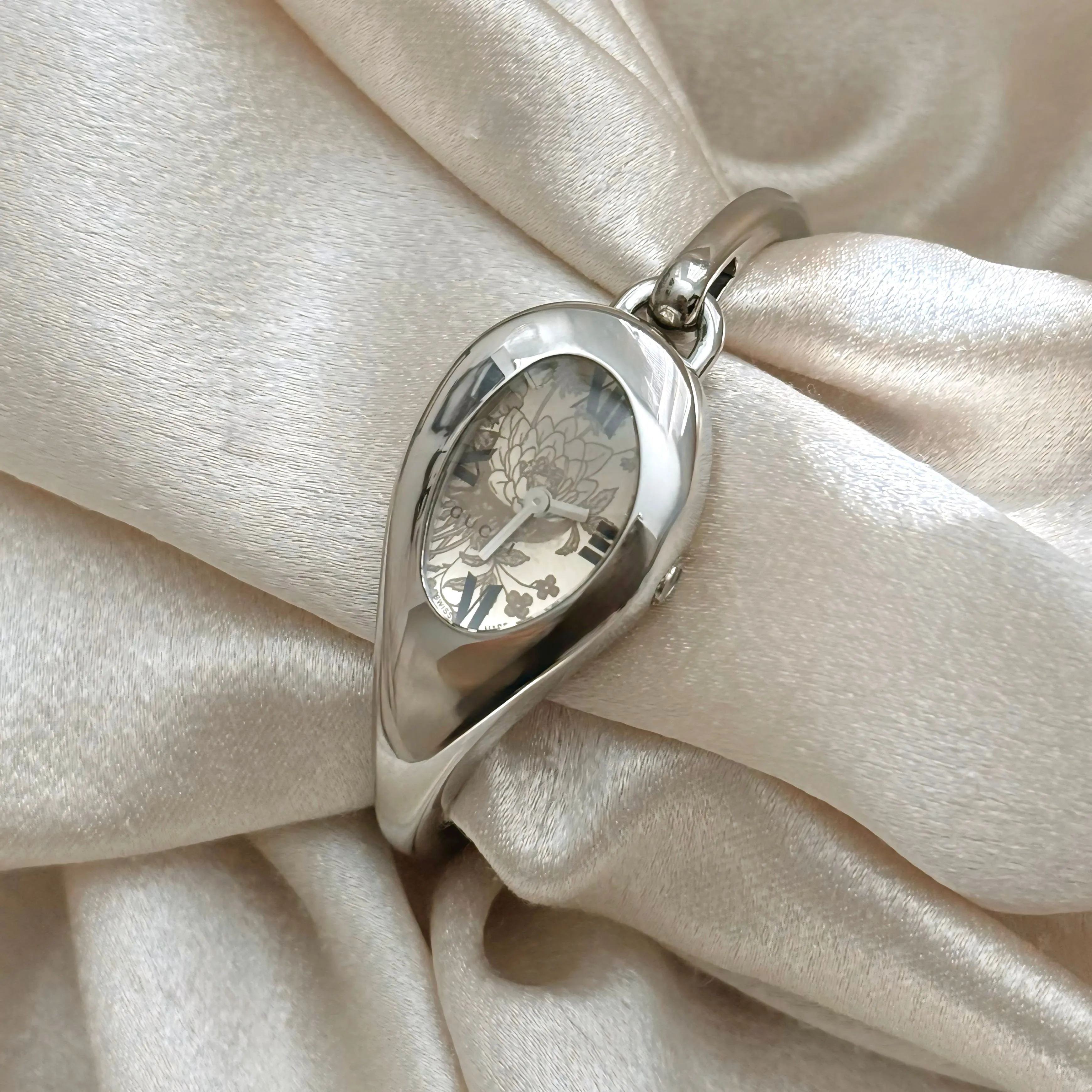 VINTAGE GUCCI WATCH