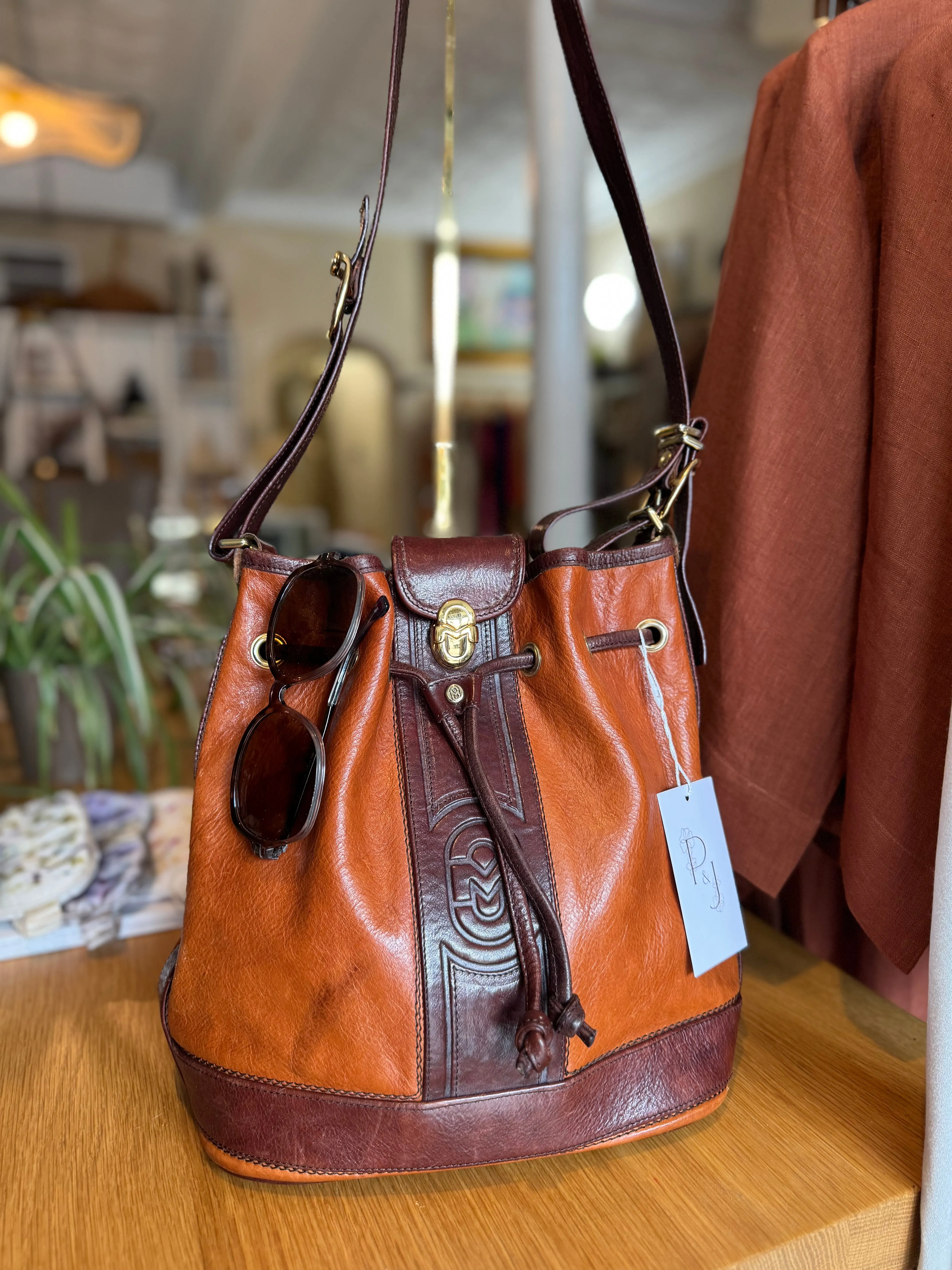 Vintage Marino Orlandi Italian two-toned leather bucket bag
