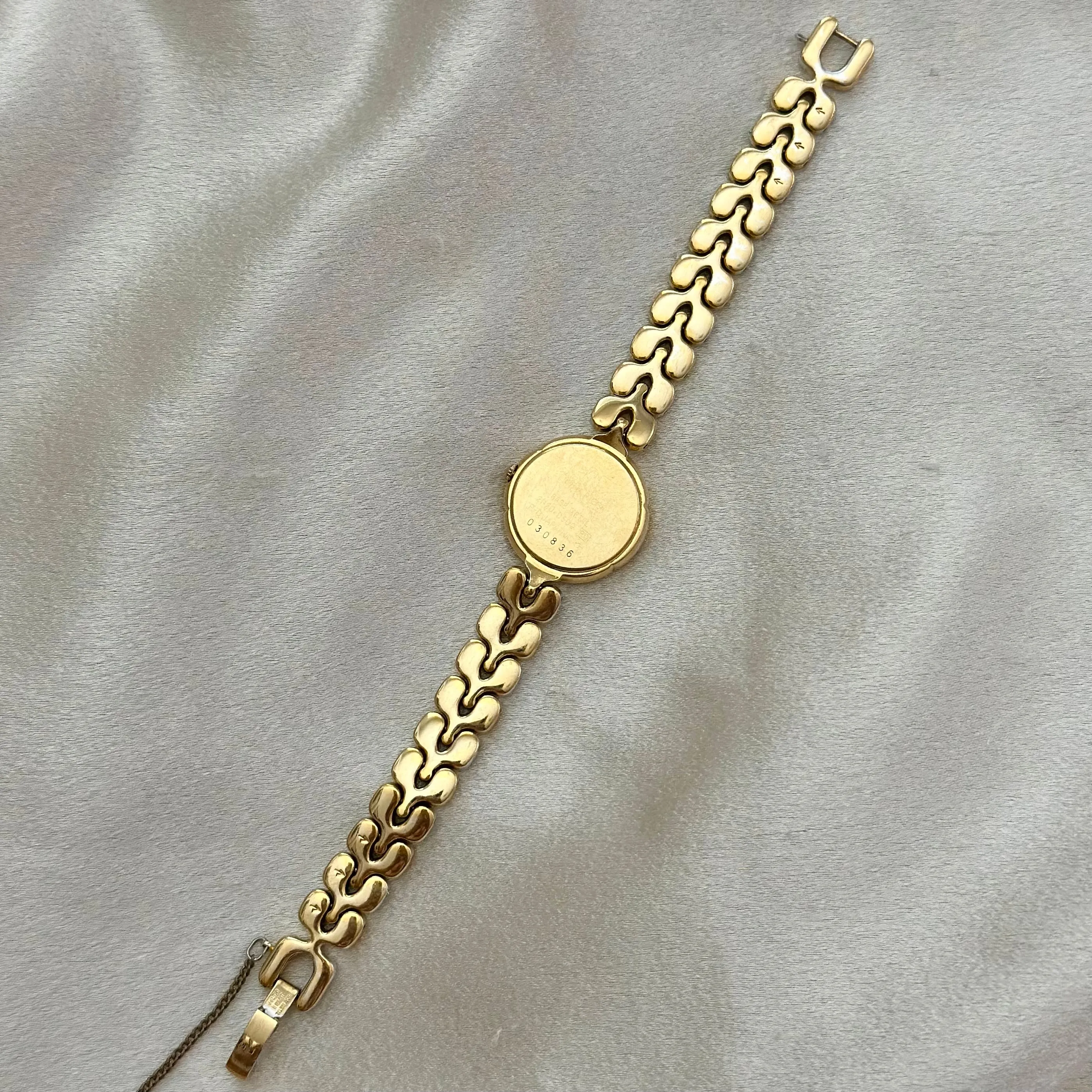 VINTAGE NINA RICCI MOTHER-OF-PEARL TWO-TONED WATCH