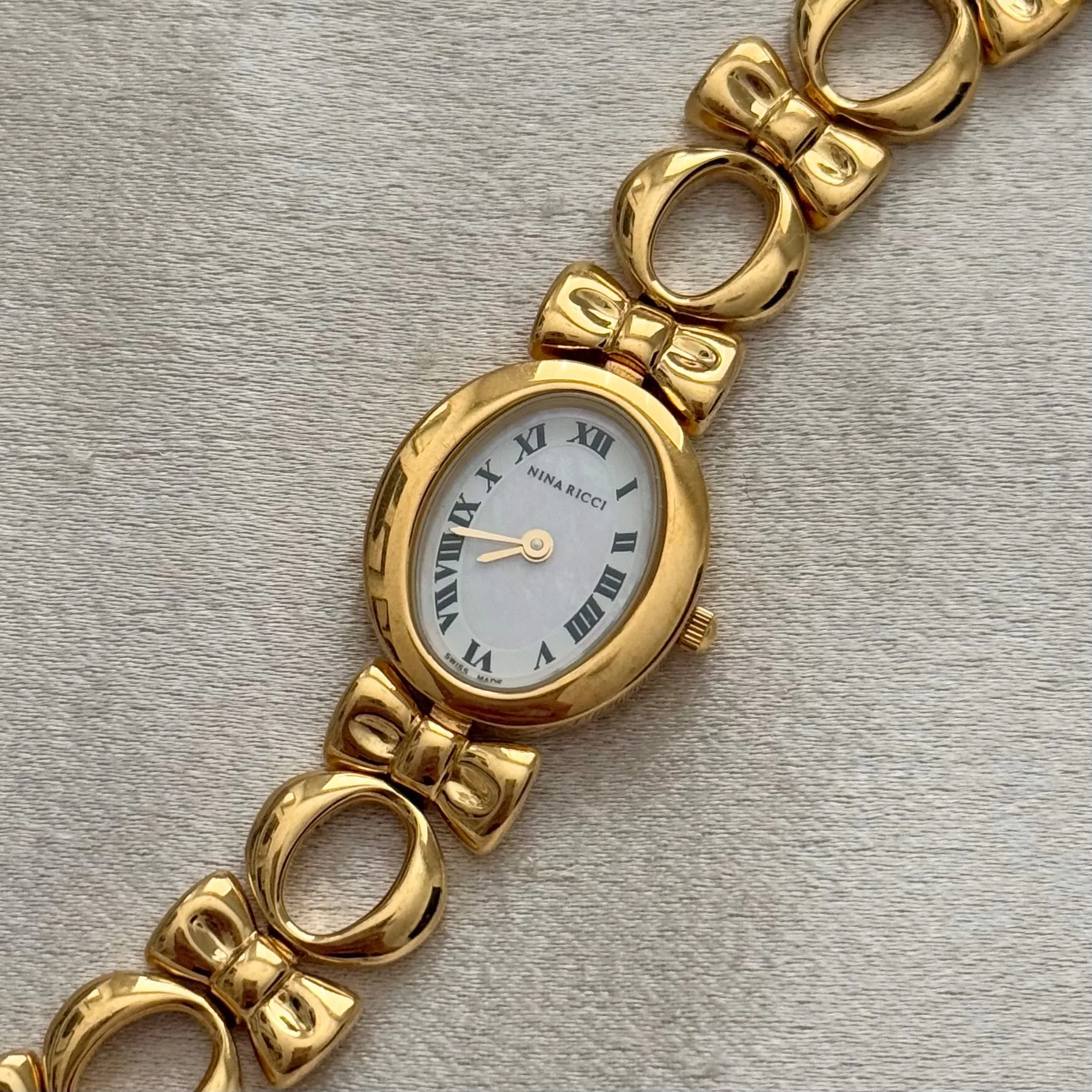 VINTAGE NINA RICCI WATCH