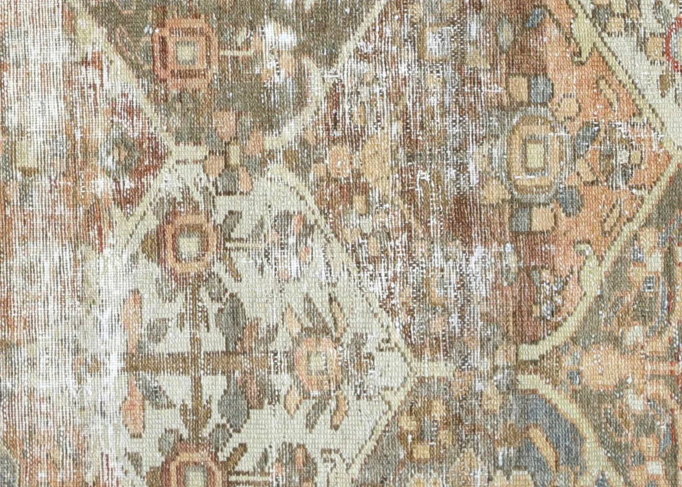 Vintage Persian Baktiari Rug - 3'10" x 5'6"