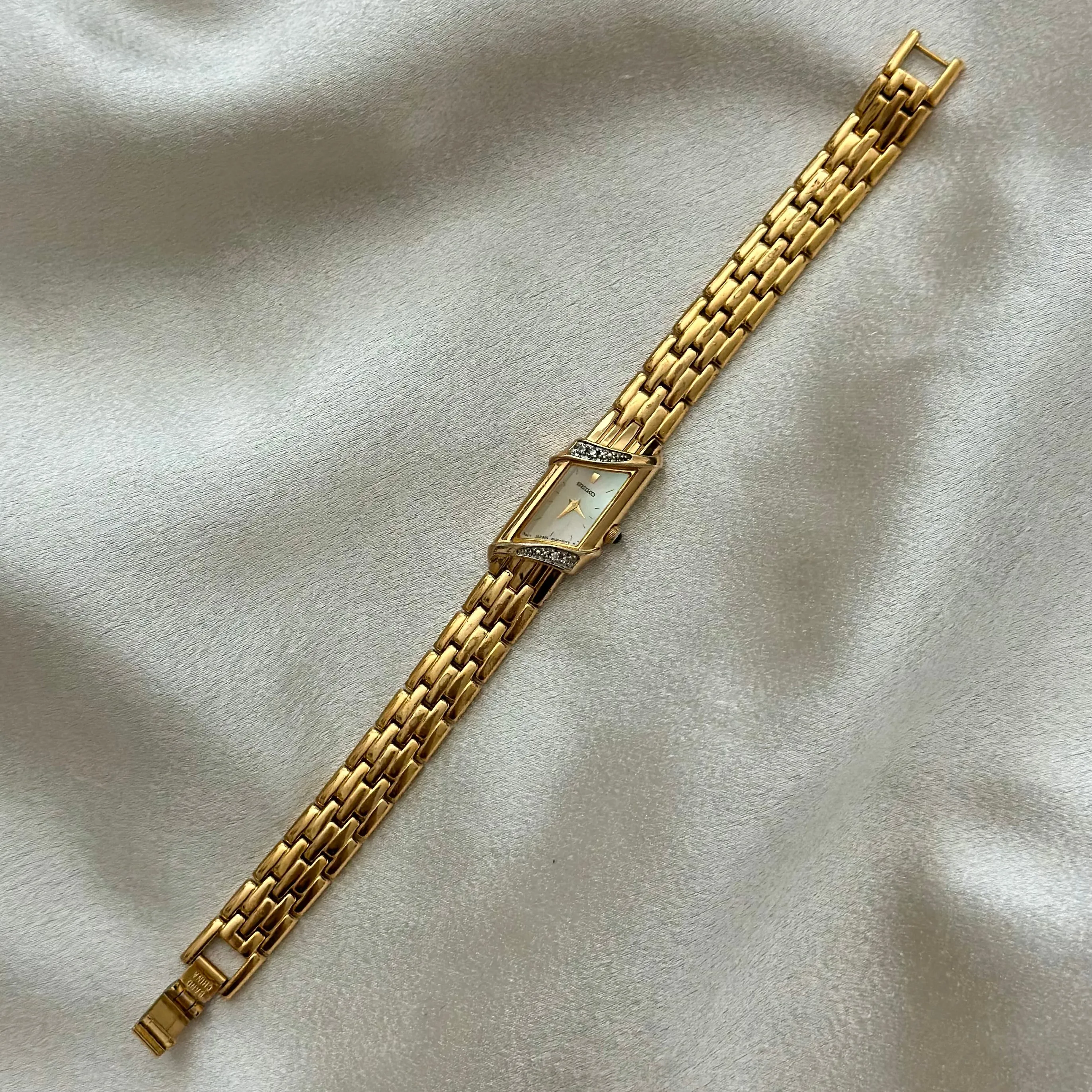 VINTAGE SEIKO DIAMOND WATCH