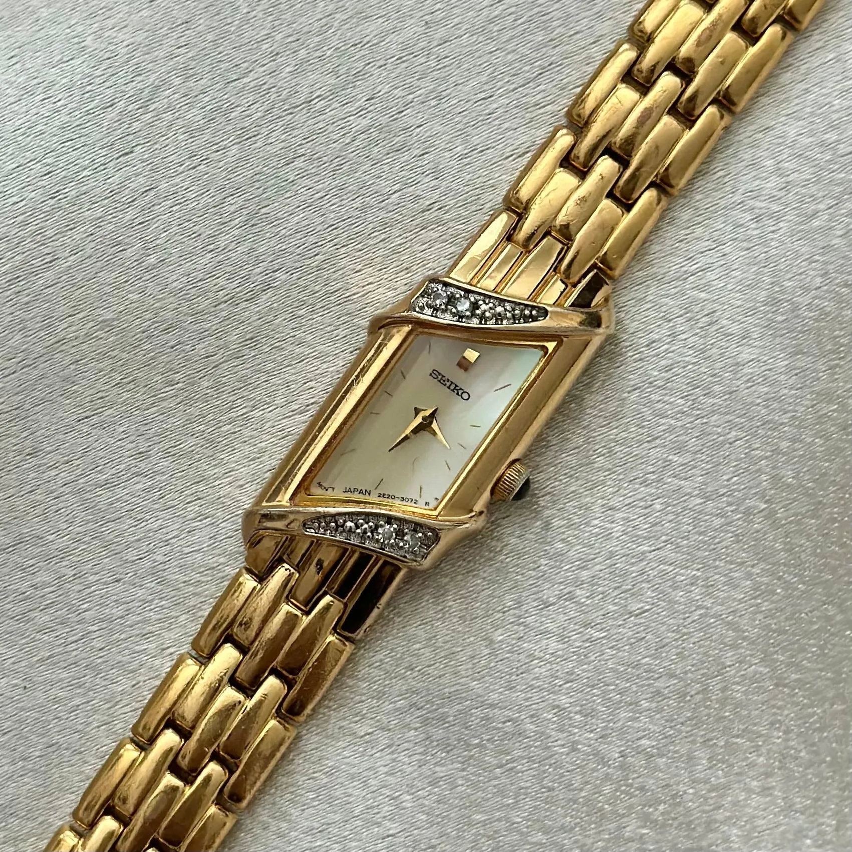 VINTAGE SEIKO DIAMOND WATCH