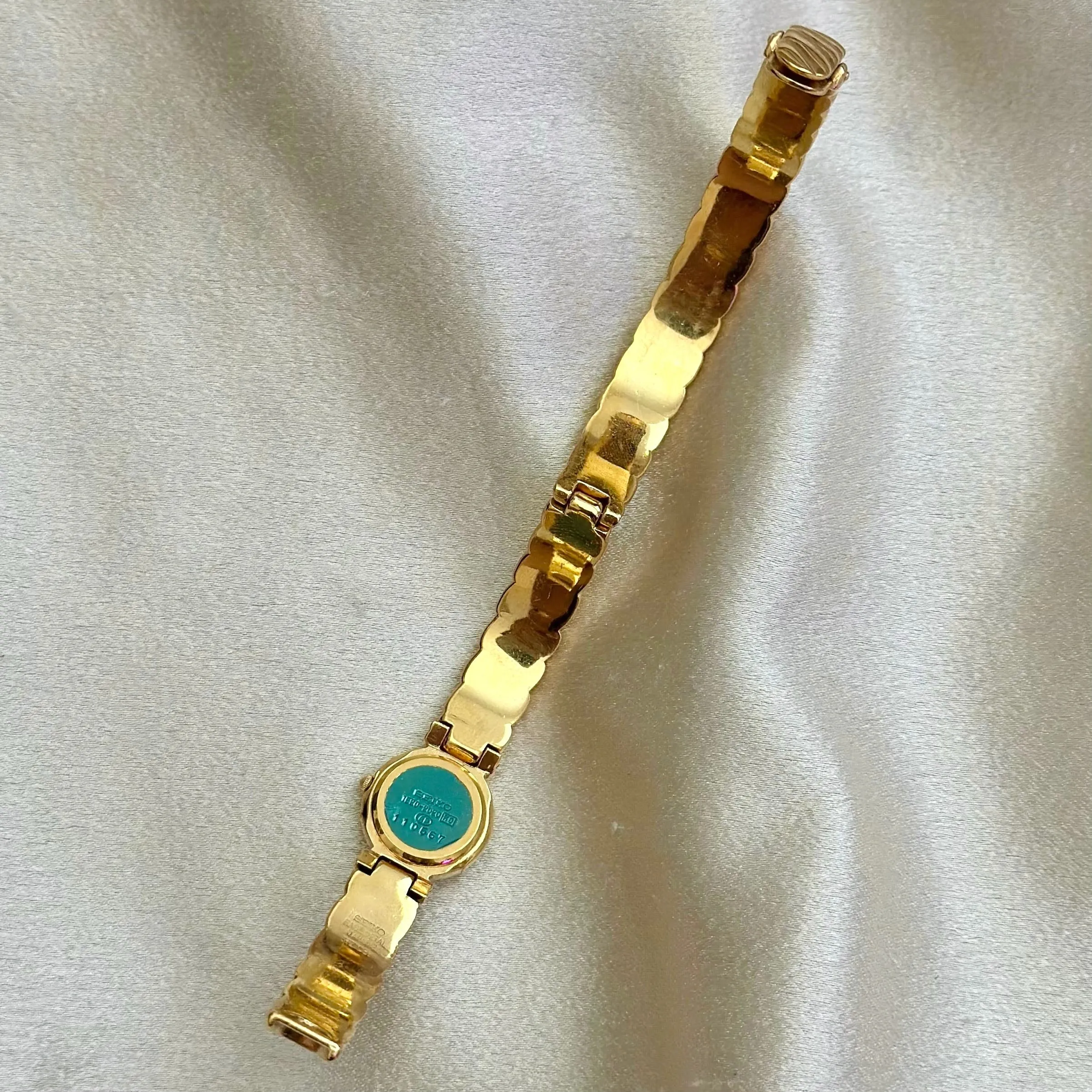 VINTAGE SEIKO RUBY & DIAMOND DAINTY WATCH