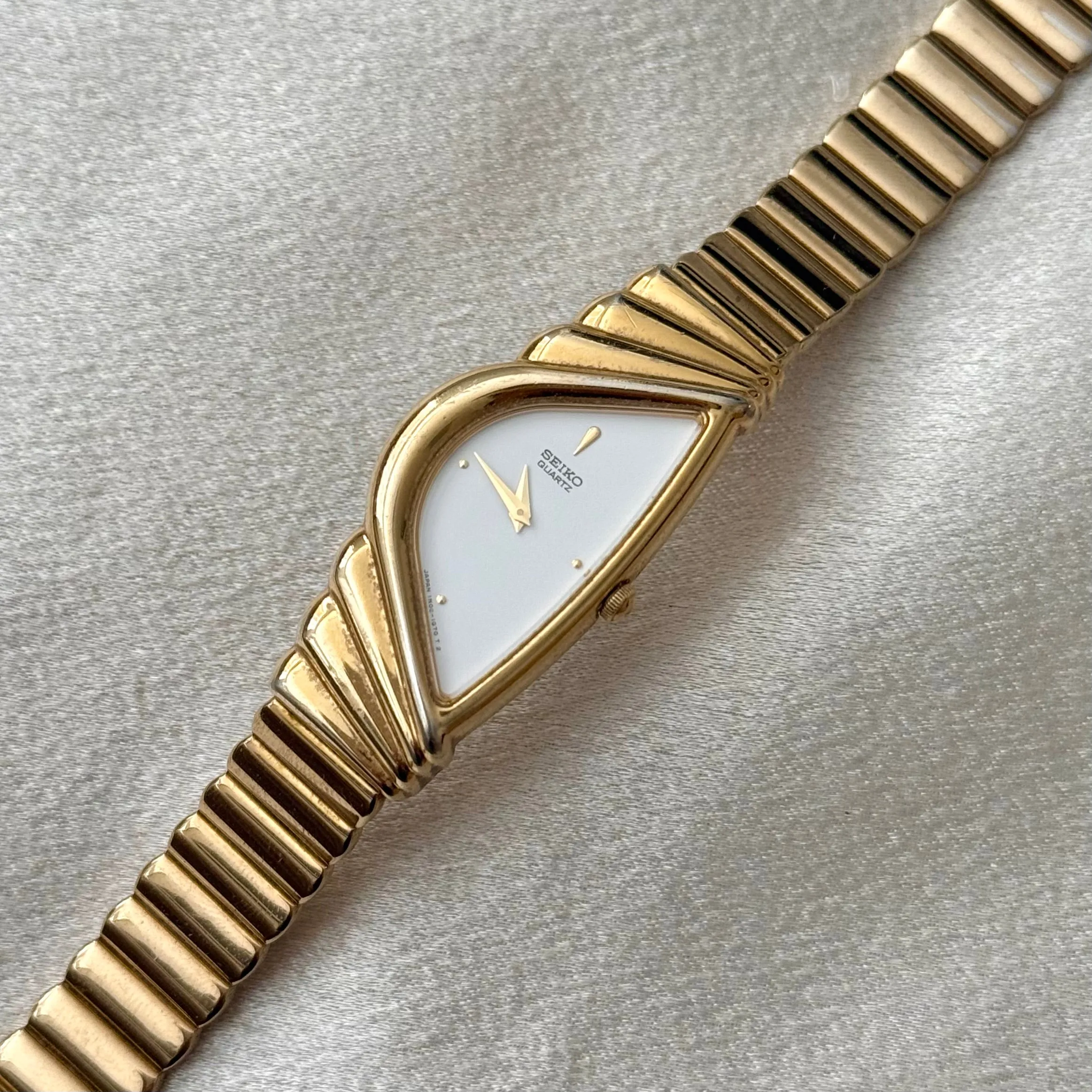 VINTAGE SEIKO WATCH
